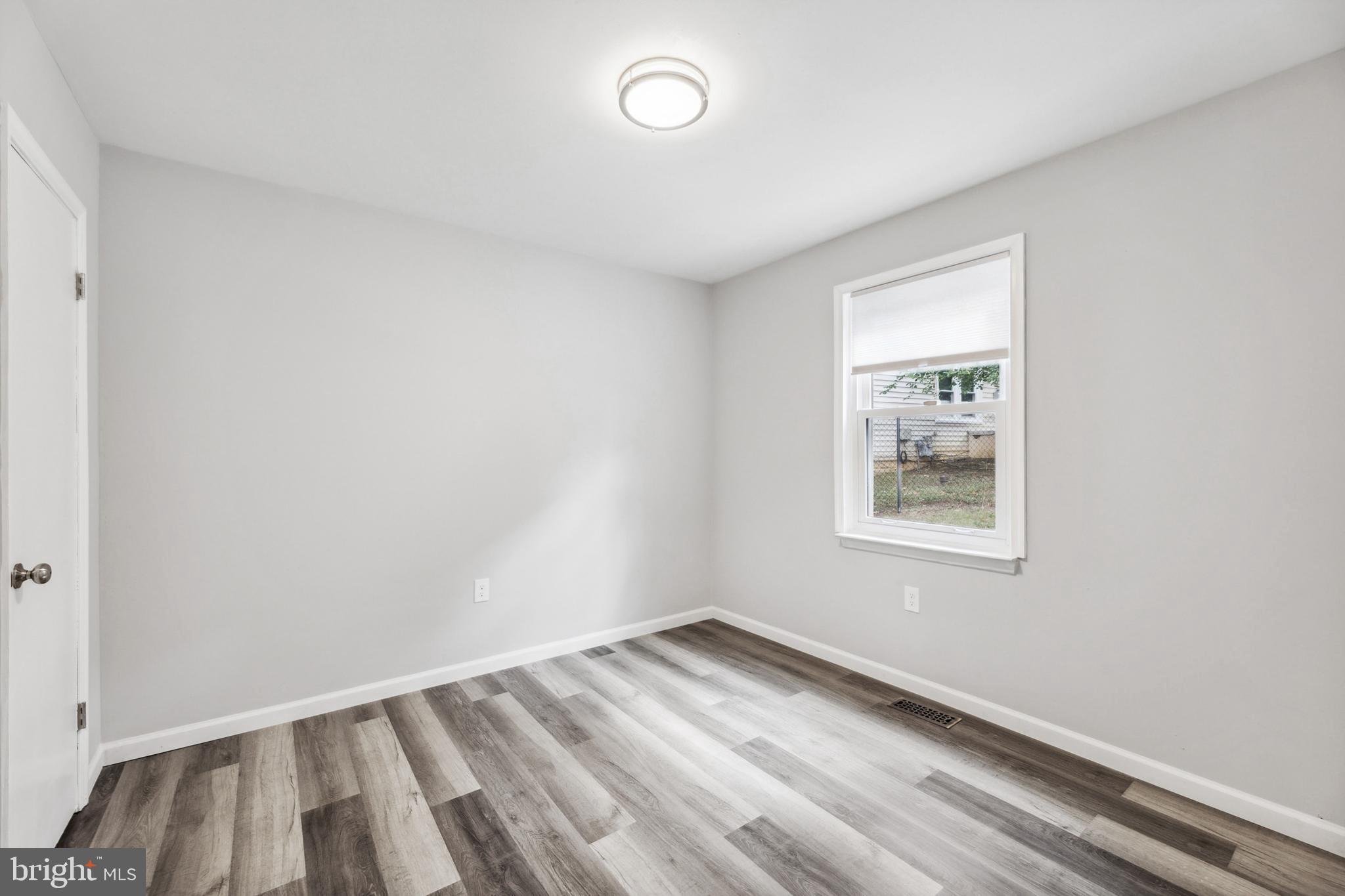 BRADBURY PARK - Residential