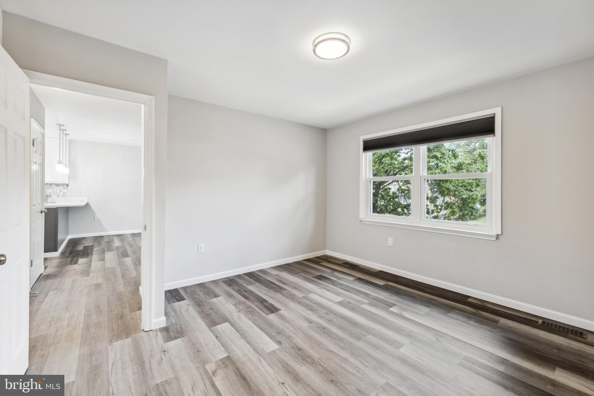 BRADBURY PARK - Residential