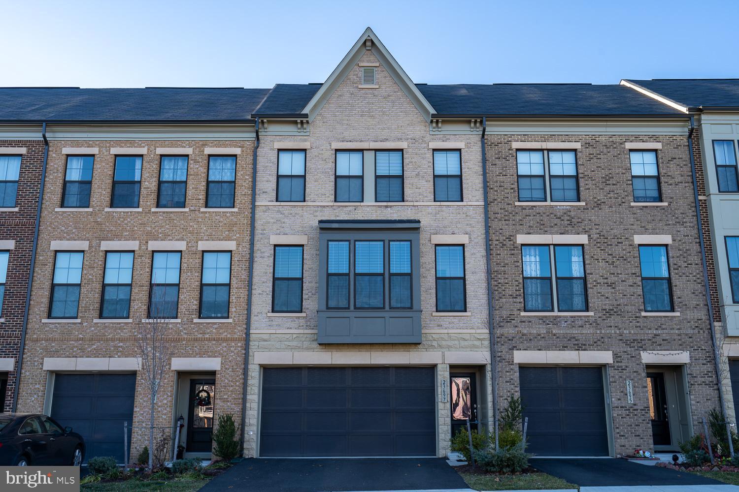 EVERMONT TRACE - Residential Lease