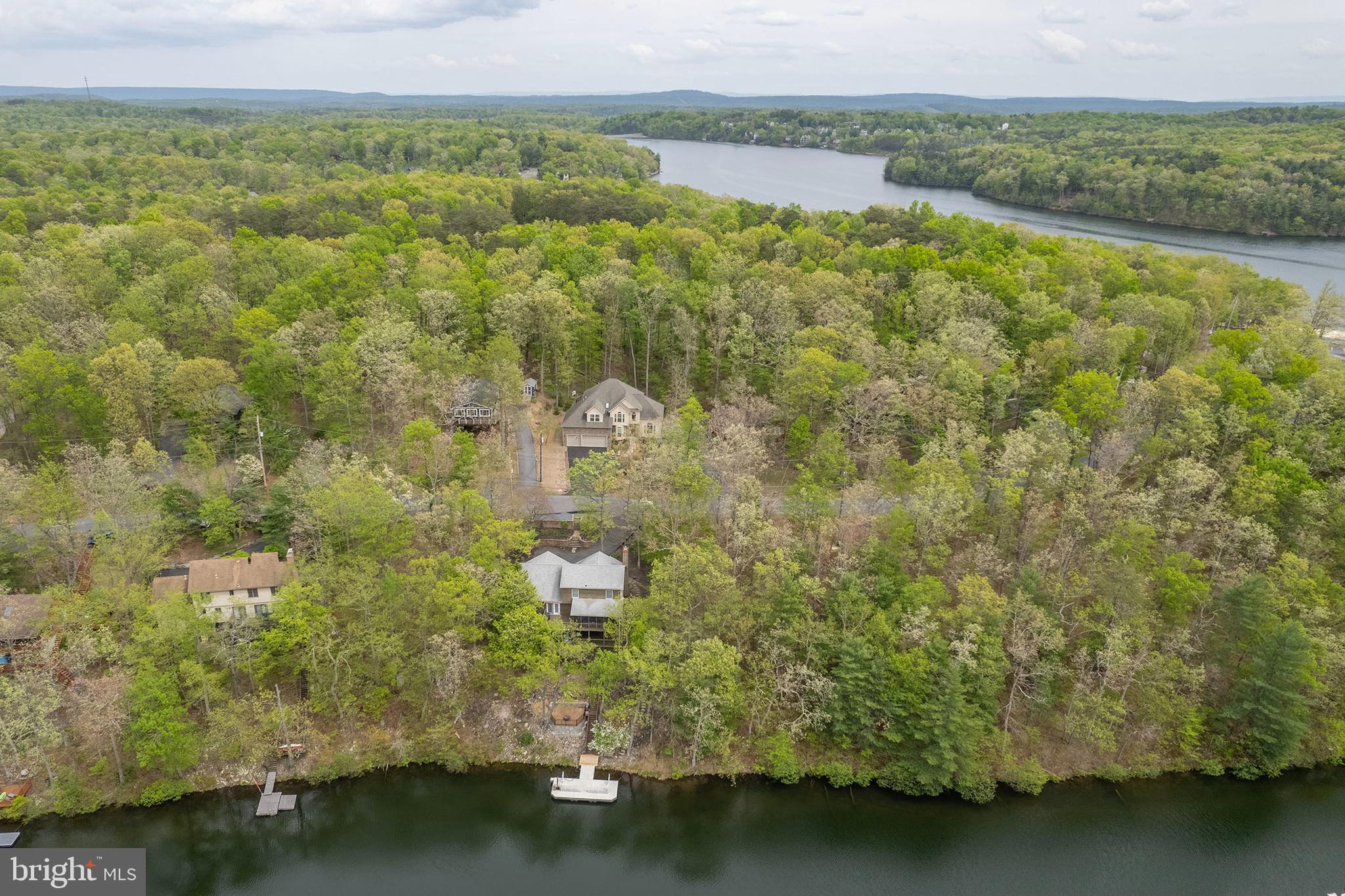 LAKE HOLIDAY ESTATES - Residential