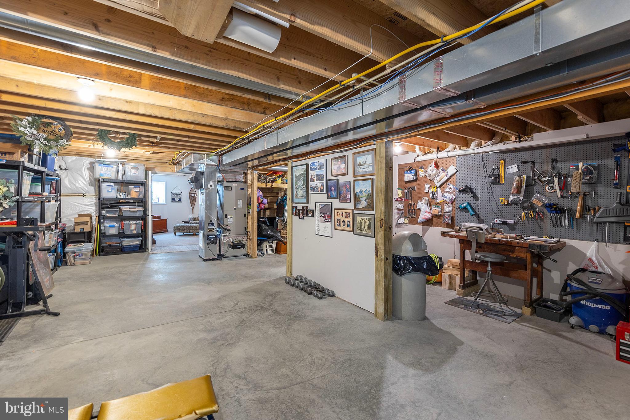 LAKE HOLIDAY ESTATES - Residential