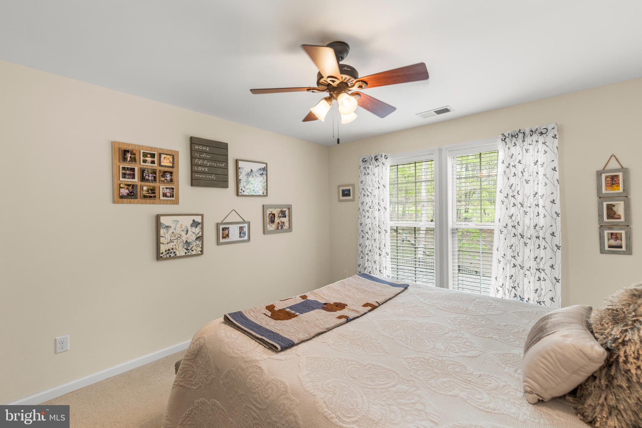 LAKE HOLIDAY ESTATES - Residential