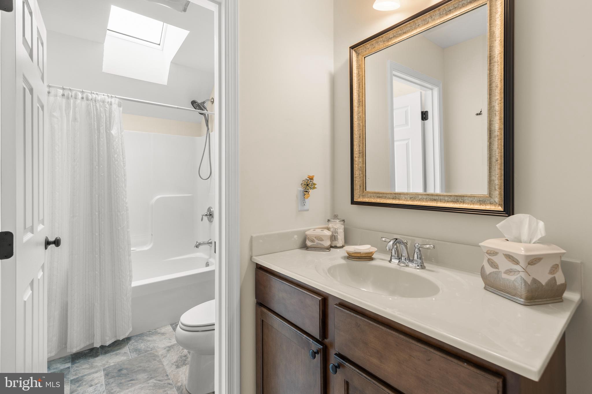 LAKE HOLIDAY ESTATES - Residential