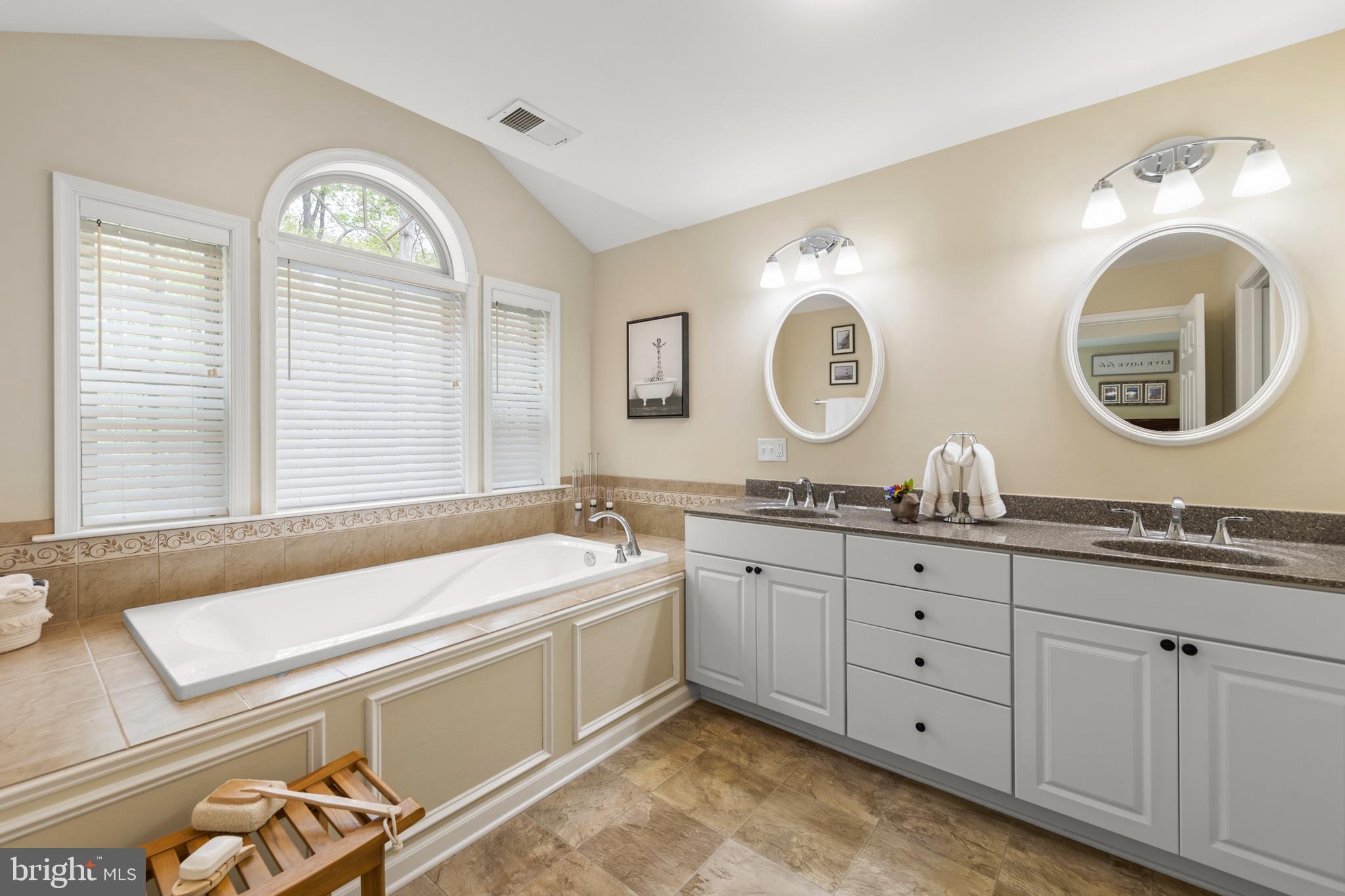 LAKE HOLIDAY ESTATES - Residential