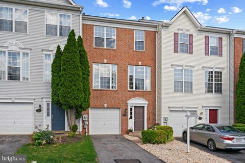 2420 HUNTWOOD COURT FREDERICK MD 21702