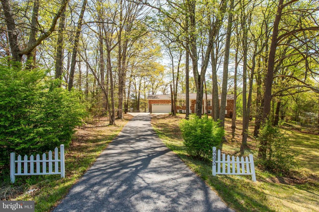 Photo of 4692 Duley Drive, WHITE PLAINS, MD 20695 (MLS # MDCH2053586)