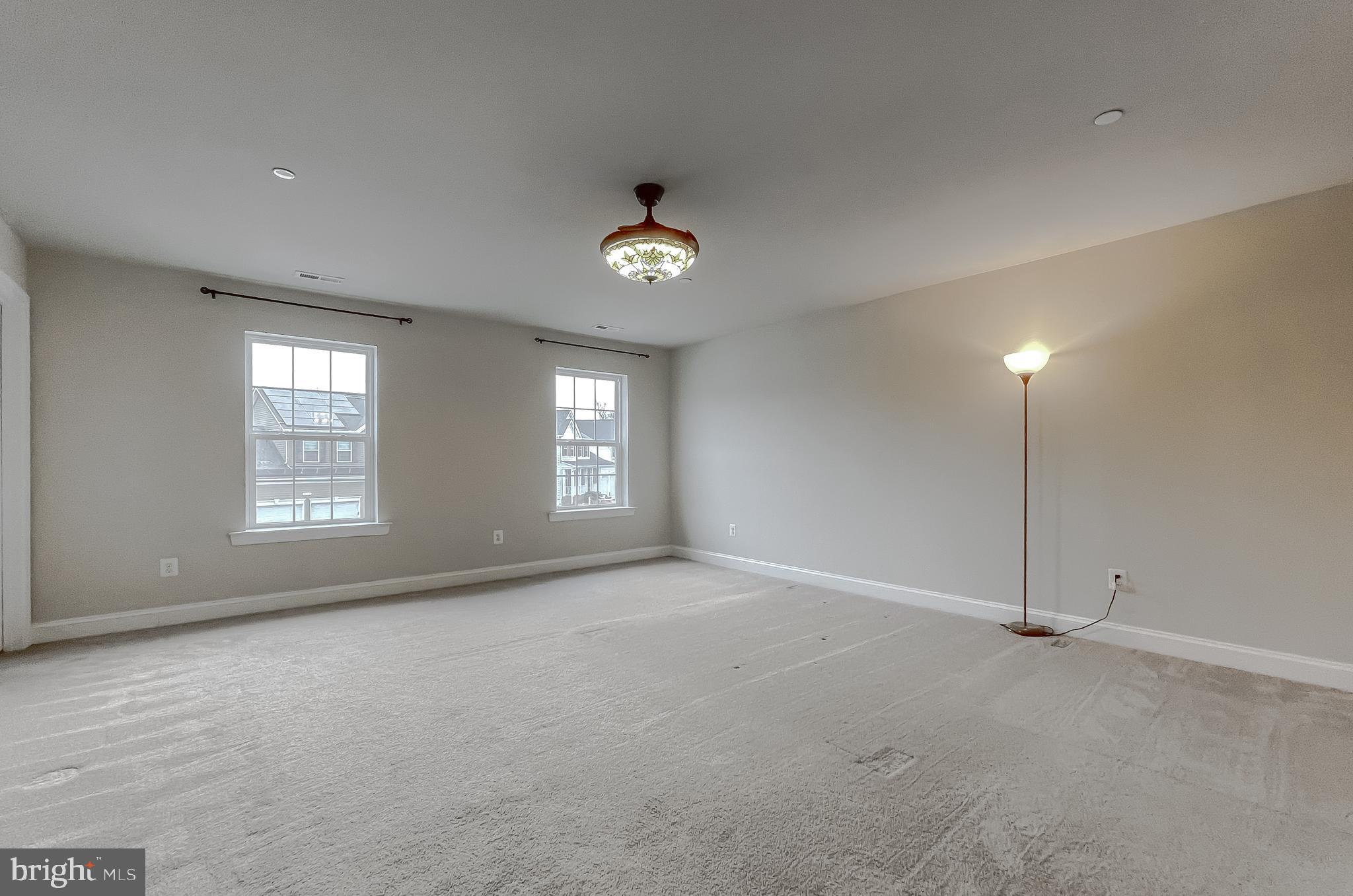 BROAD CREEK - Residential