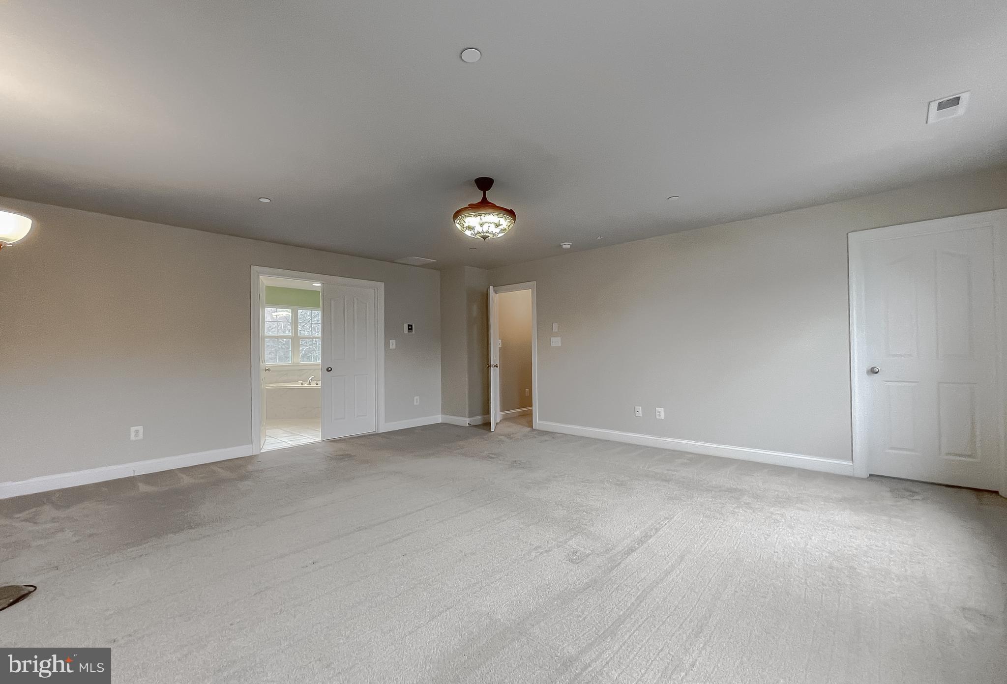 BROAD CREEK - Residential