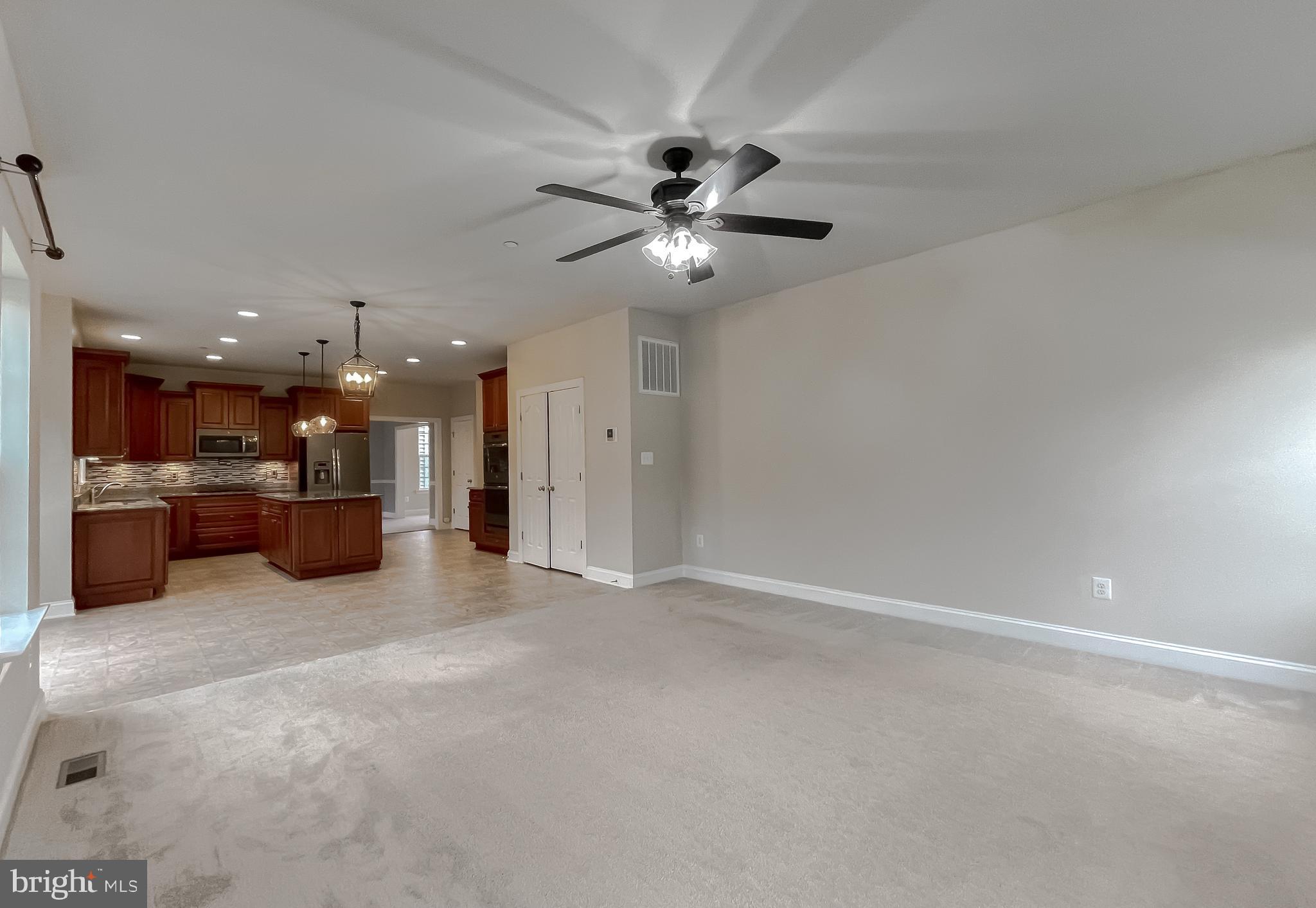 BROAD CREEK - Residential