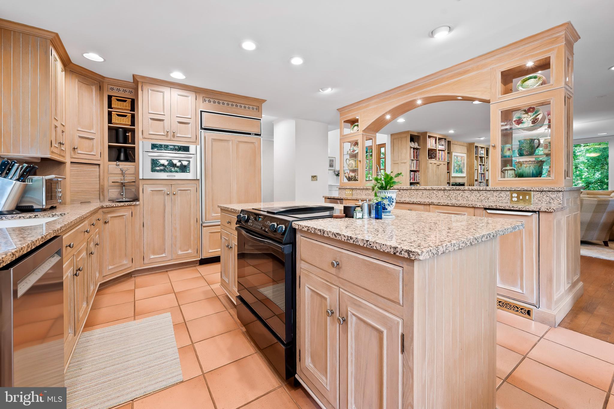 GREEN SPRING VALLEY - Residential