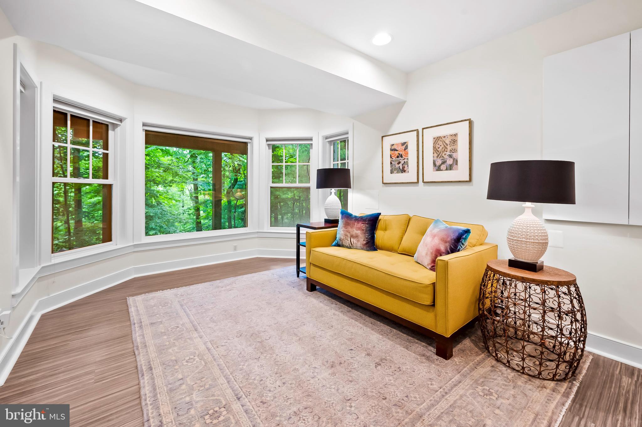 GREEN SPRING VALLEY - Residential