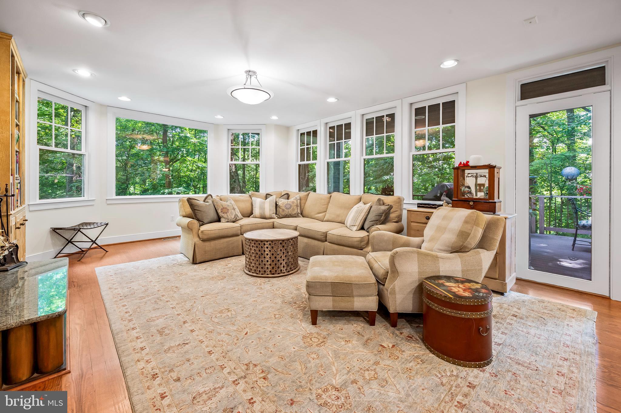 GREEN SPRING VALLEY - Residential