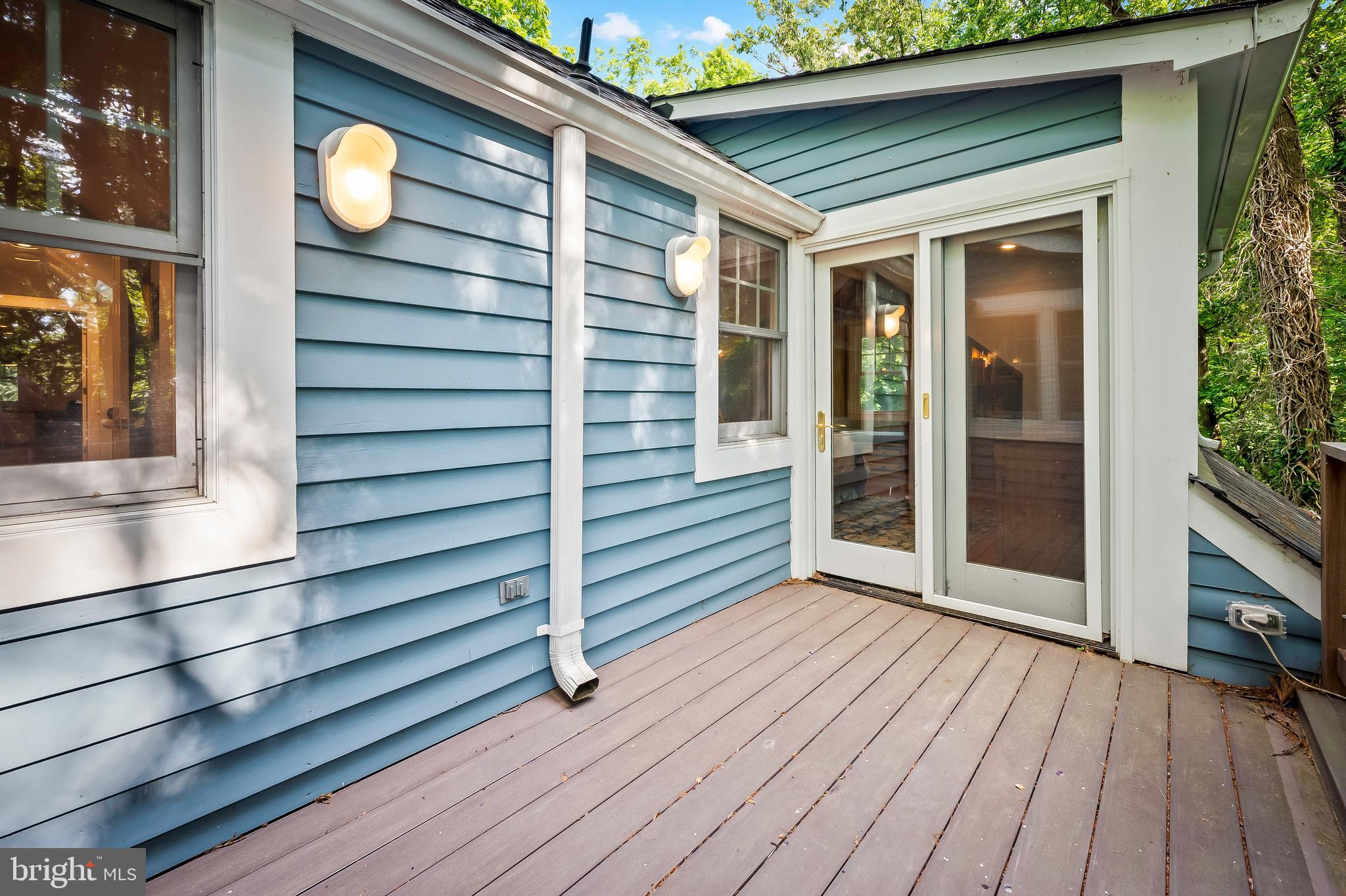 GREEN SPRING VALLEY - Residential