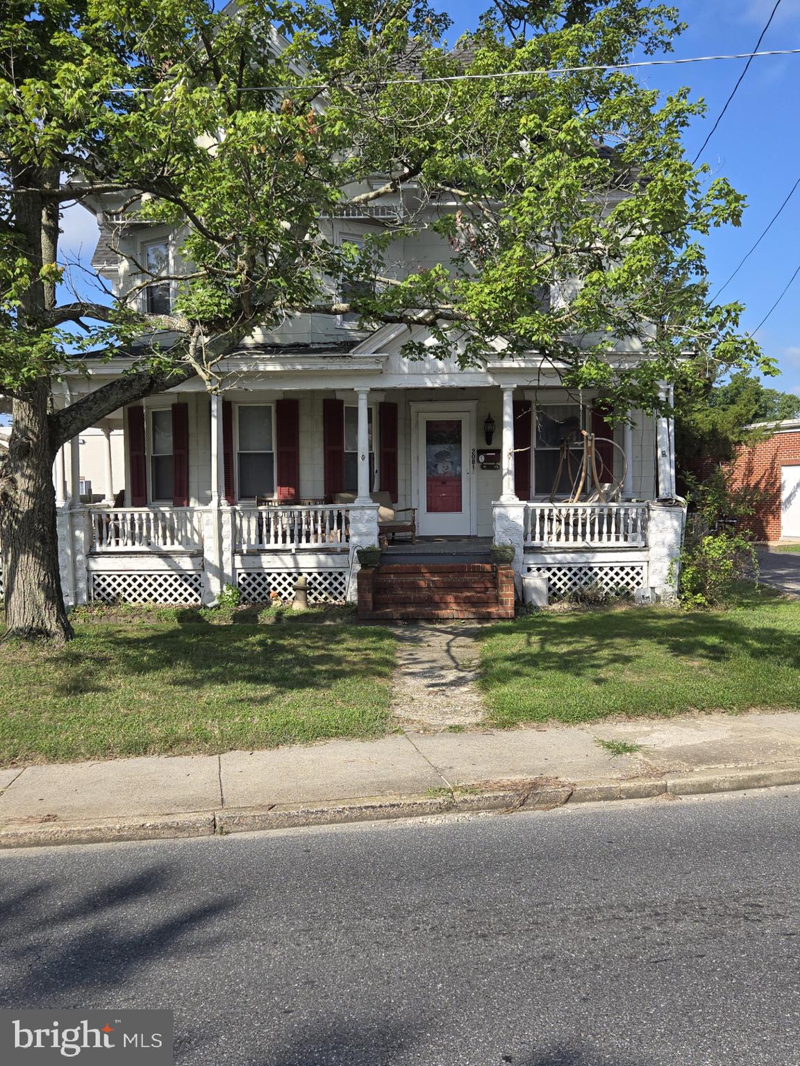 208 MAIN STREET