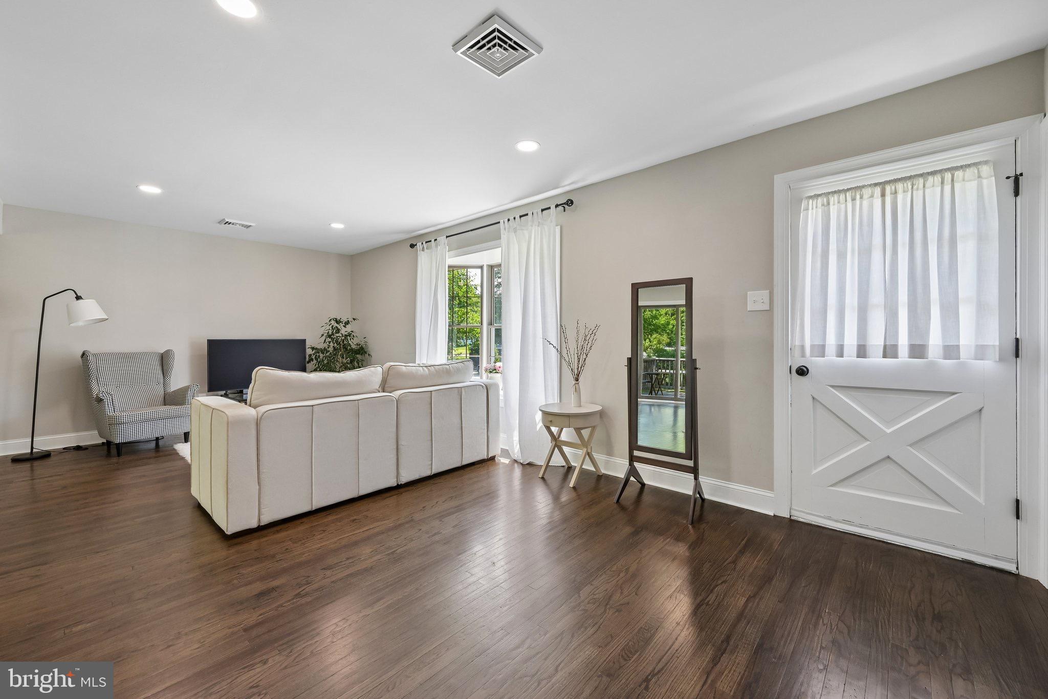 2 FARWOOD ROAD