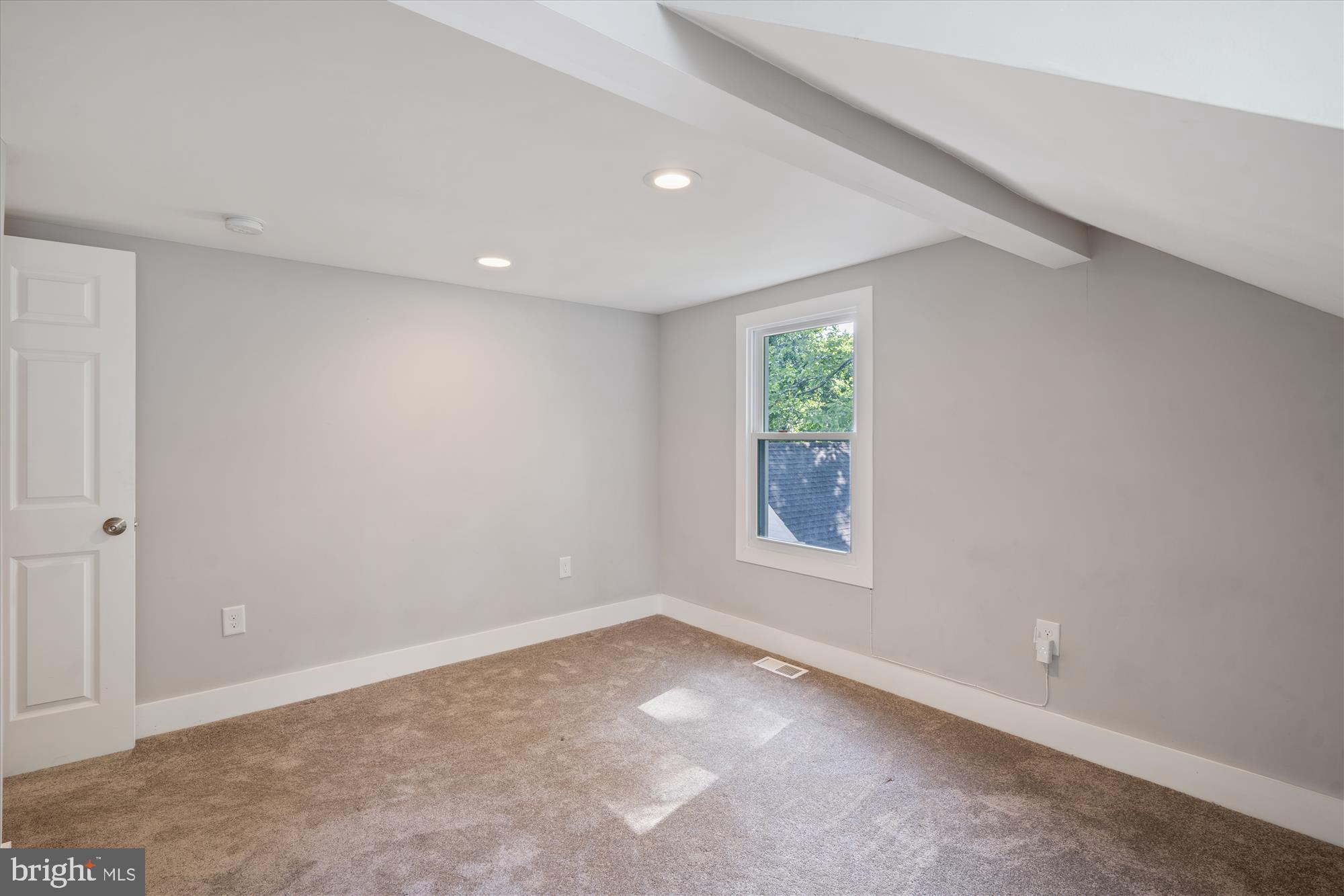 GREATER CAPITOL HEIGHTS - Residential