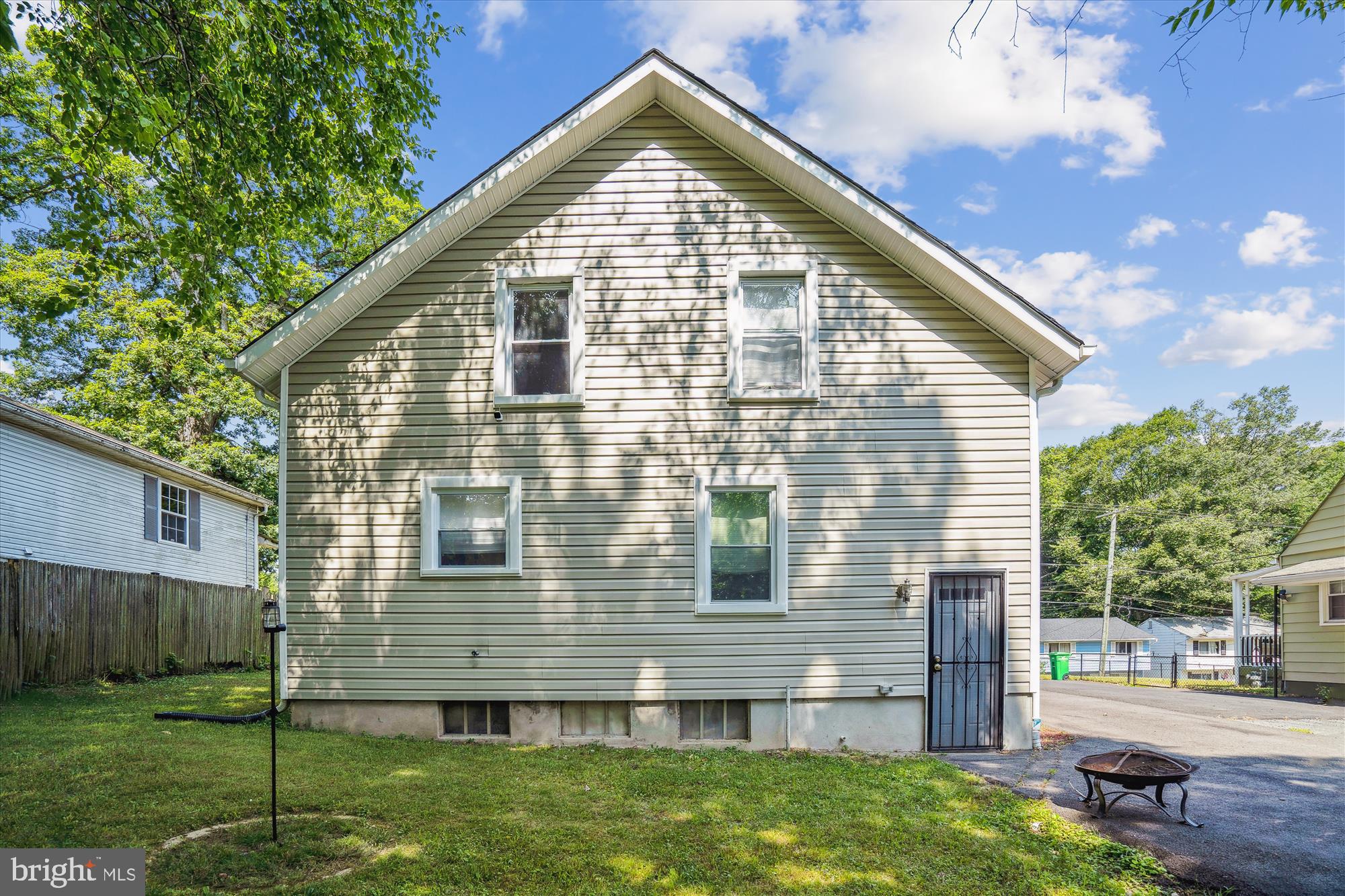 GREATER CAPITOL HEIGHTS - Residential