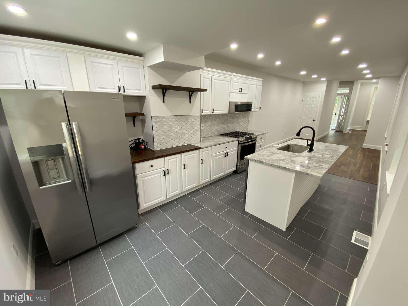 FAIRMOUNT - Residential