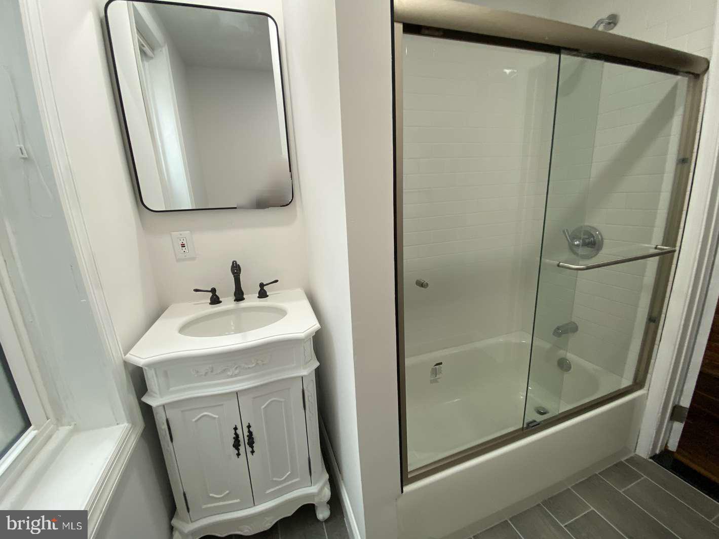 FAIRMOUNT - Residential