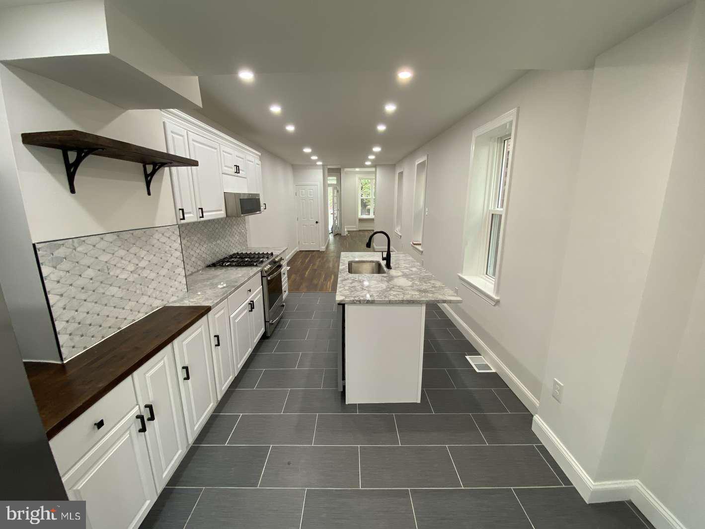 FAIRMOUNT - Residential