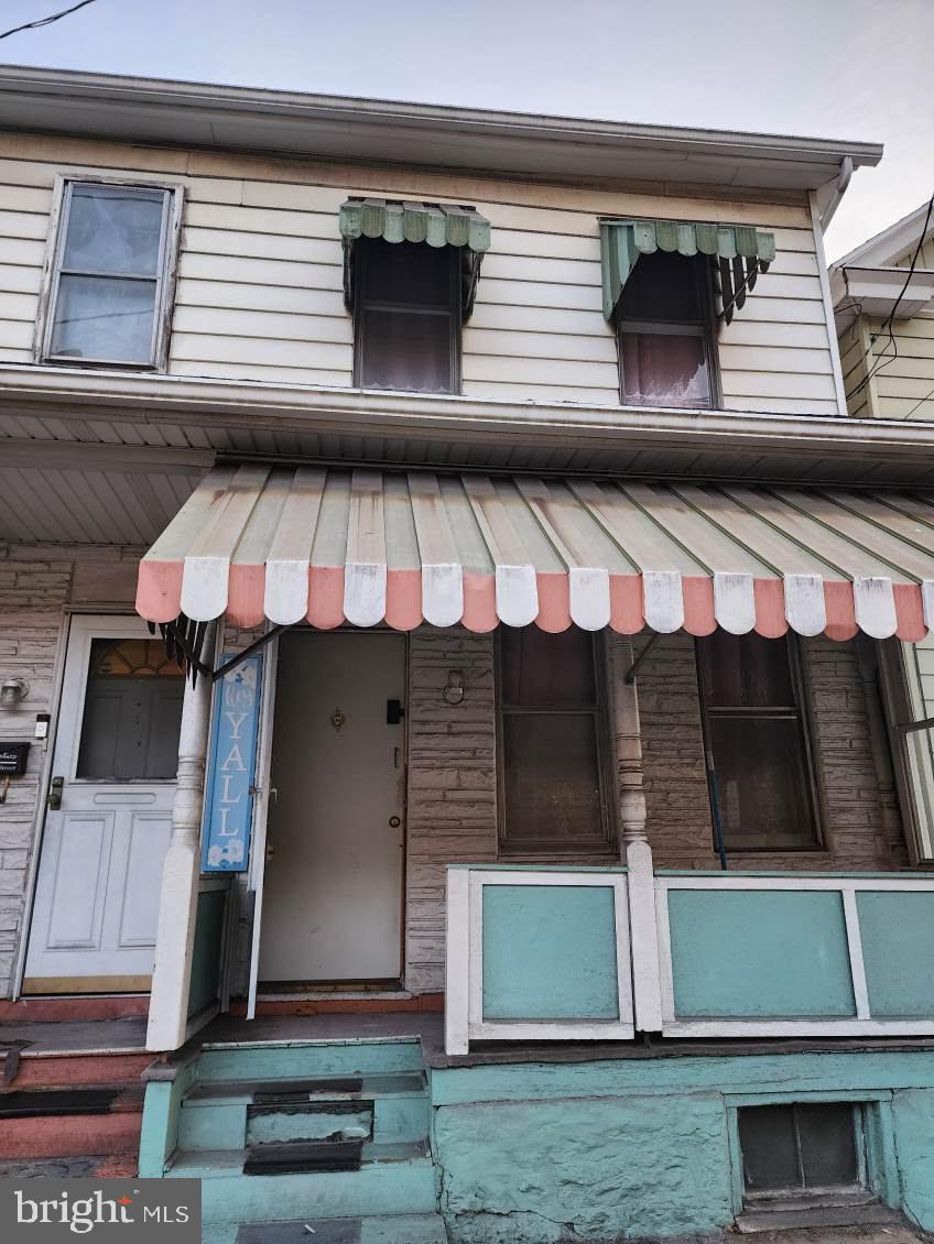 533 N RAILROAD STREET