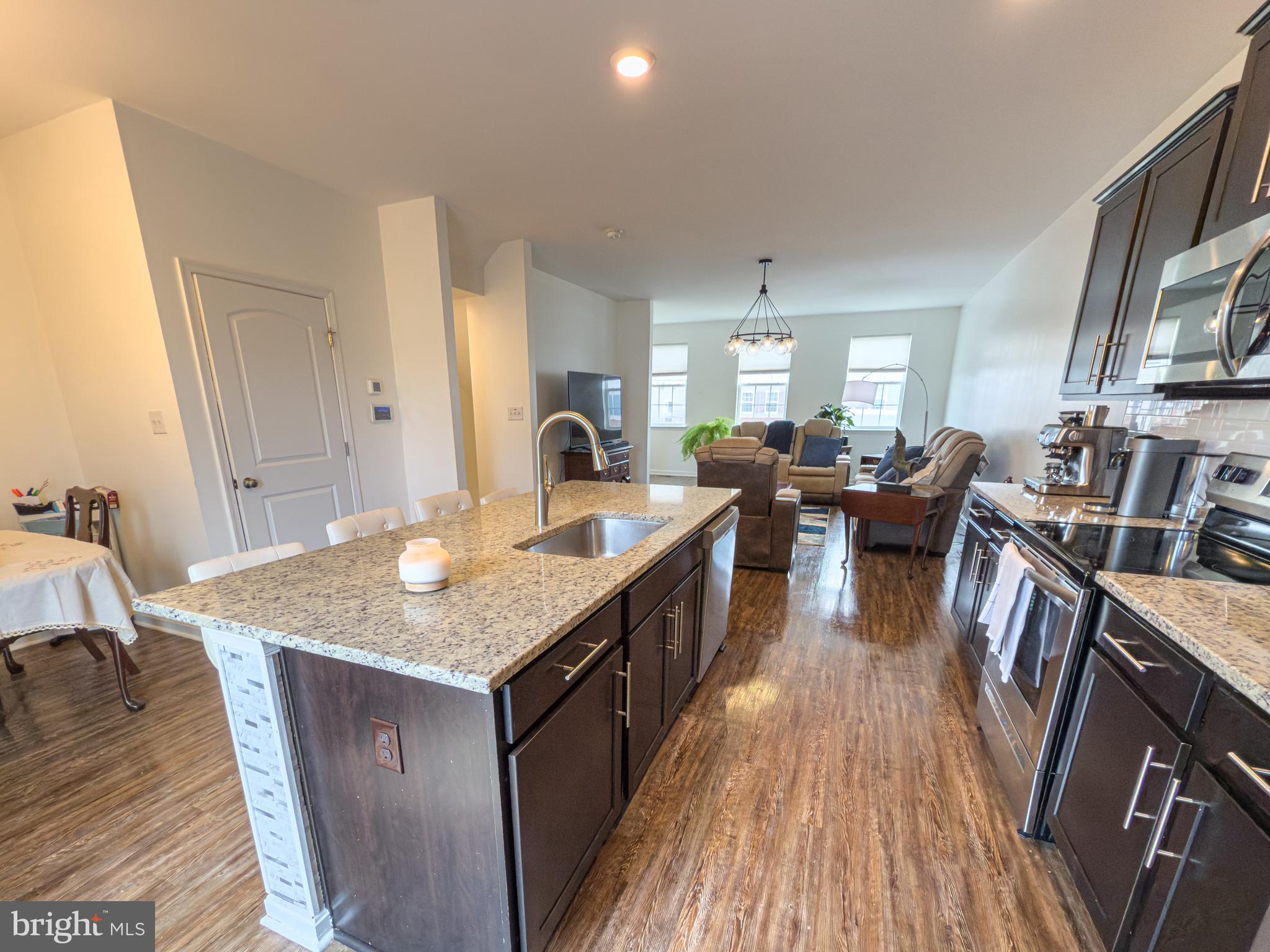 BERKELEY RIDGE - Residential