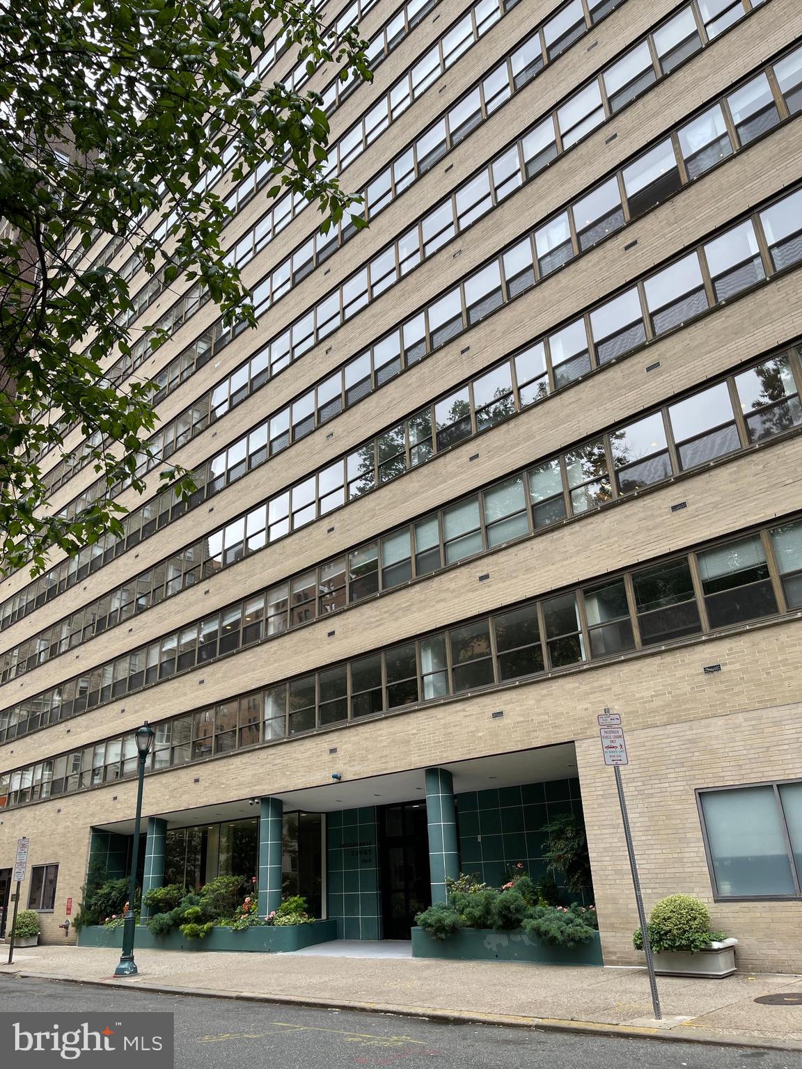 RITTENHOUSE SQUARE - Residential Lease