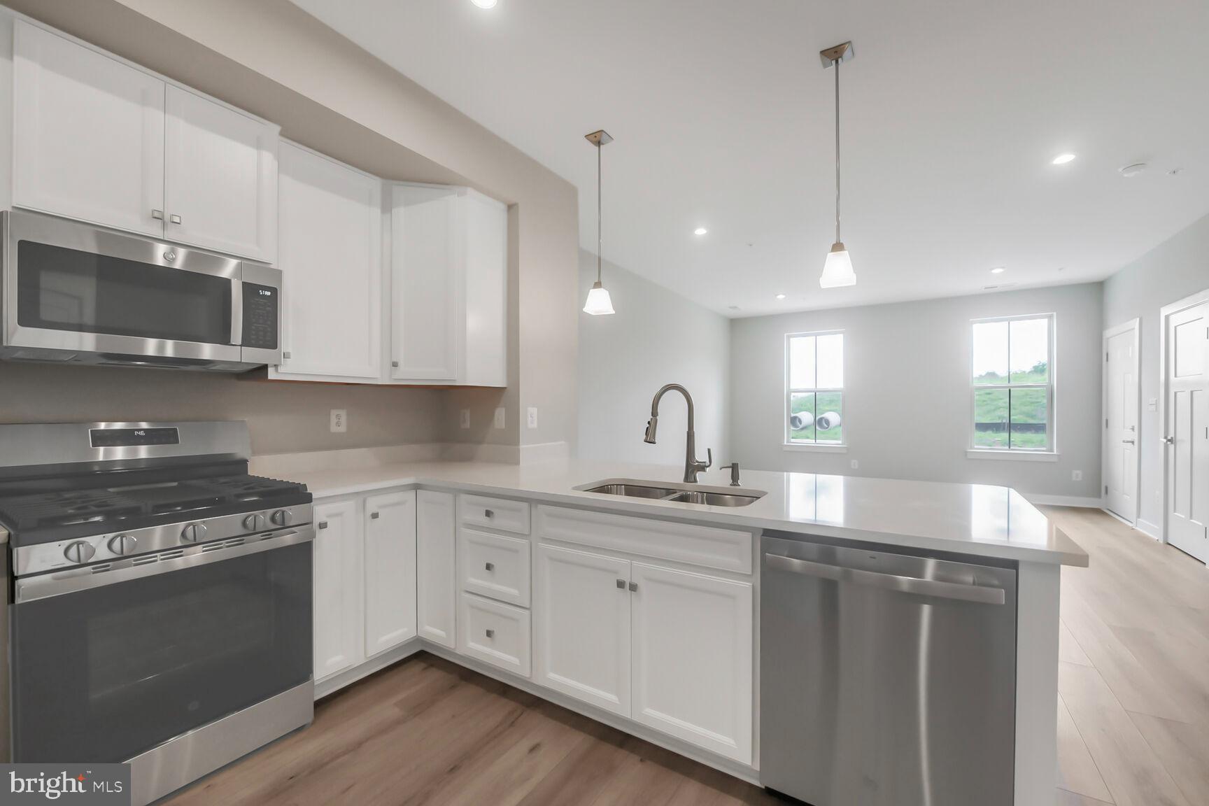 ARCOLA TOWN CENTER CONDO - Residential Lease