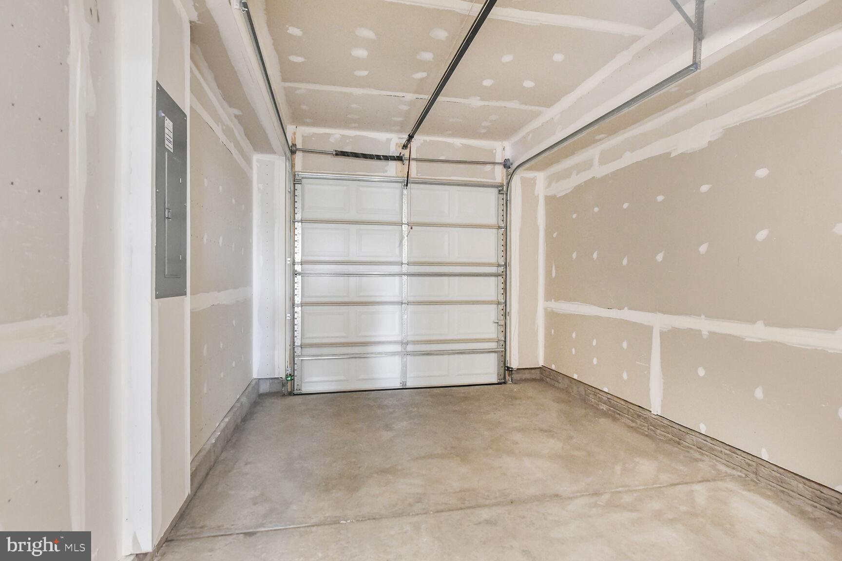 ARCOLA TOWN CENTER CONDO - Residential Lease