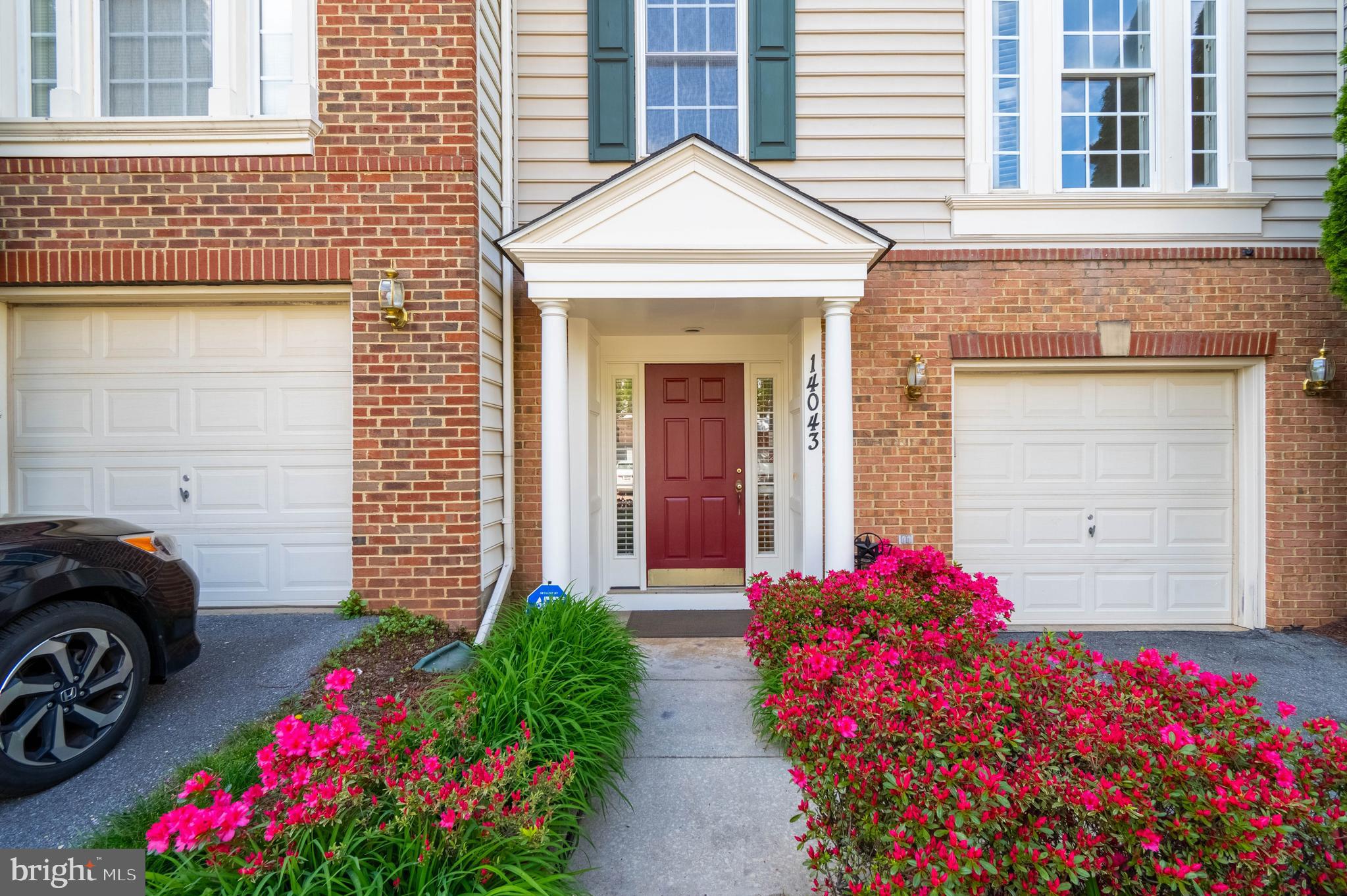 KINGSVIEW VILLAGE - Residential