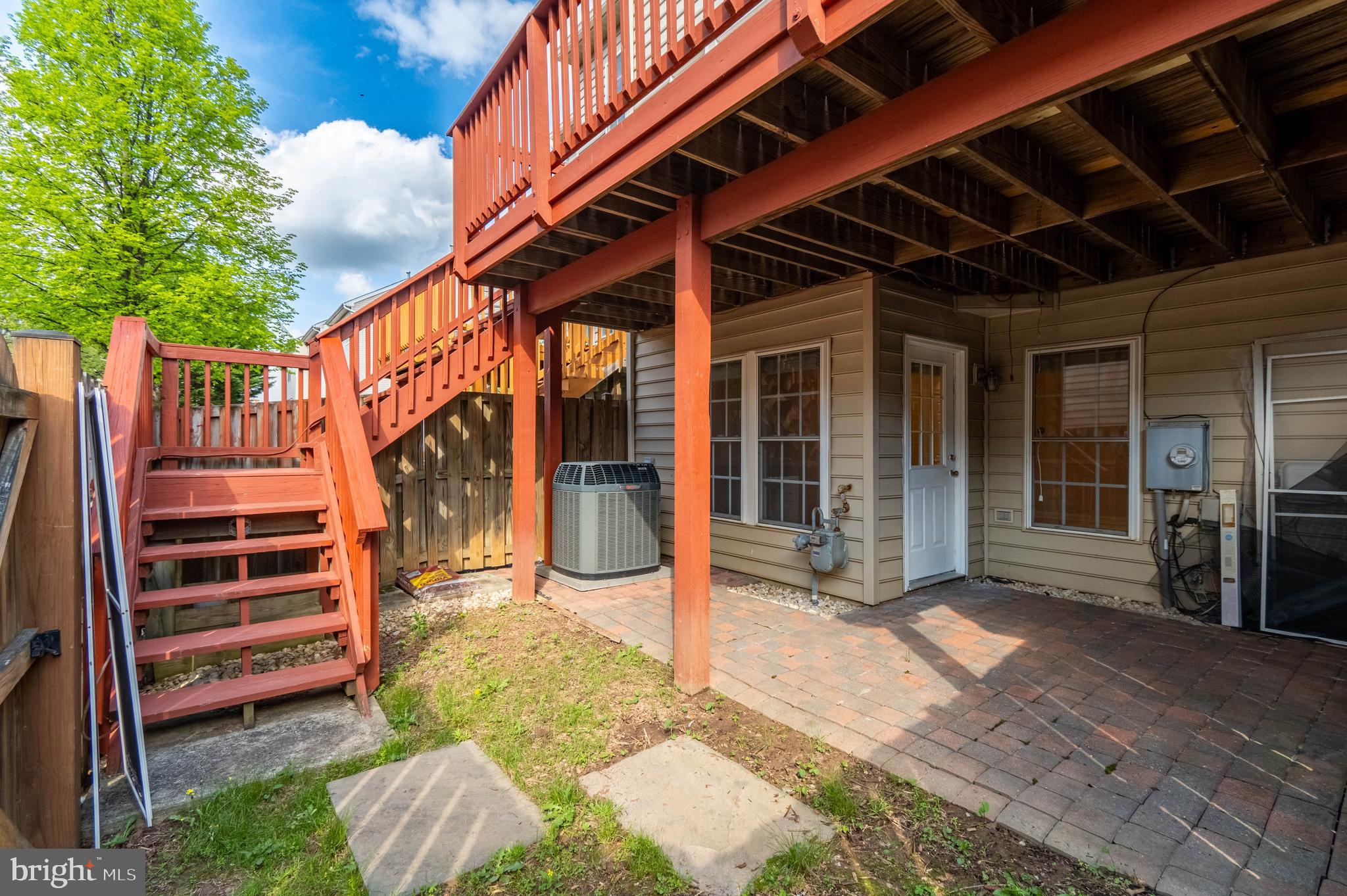 KINGSVIEW VILLAGE - Residential