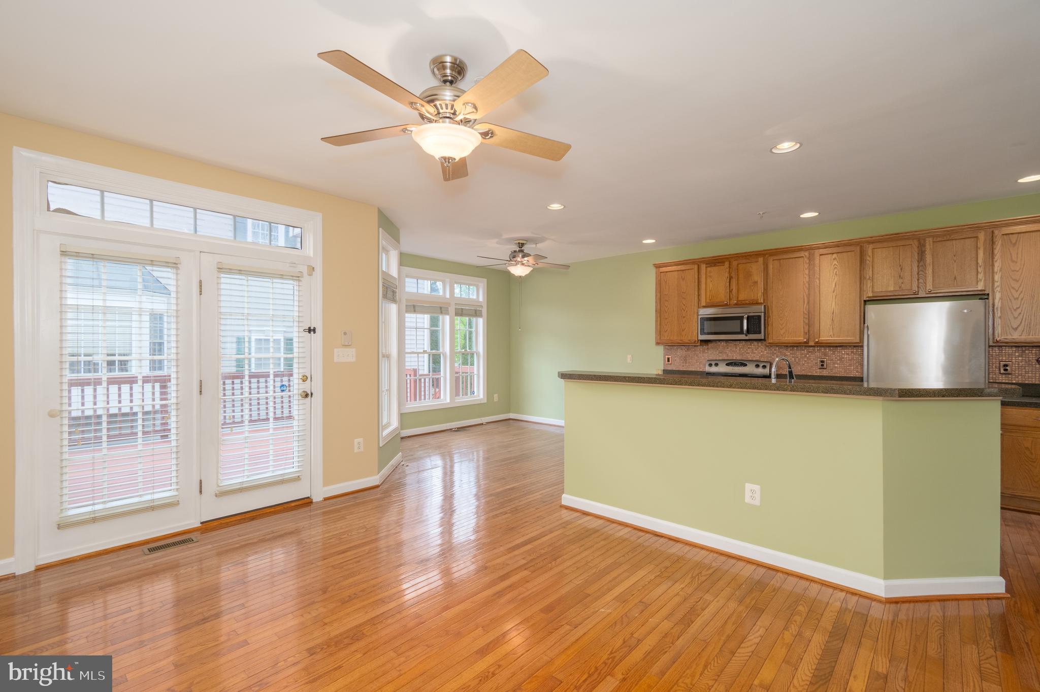 KINGSVIEW VILLAGE - Residential