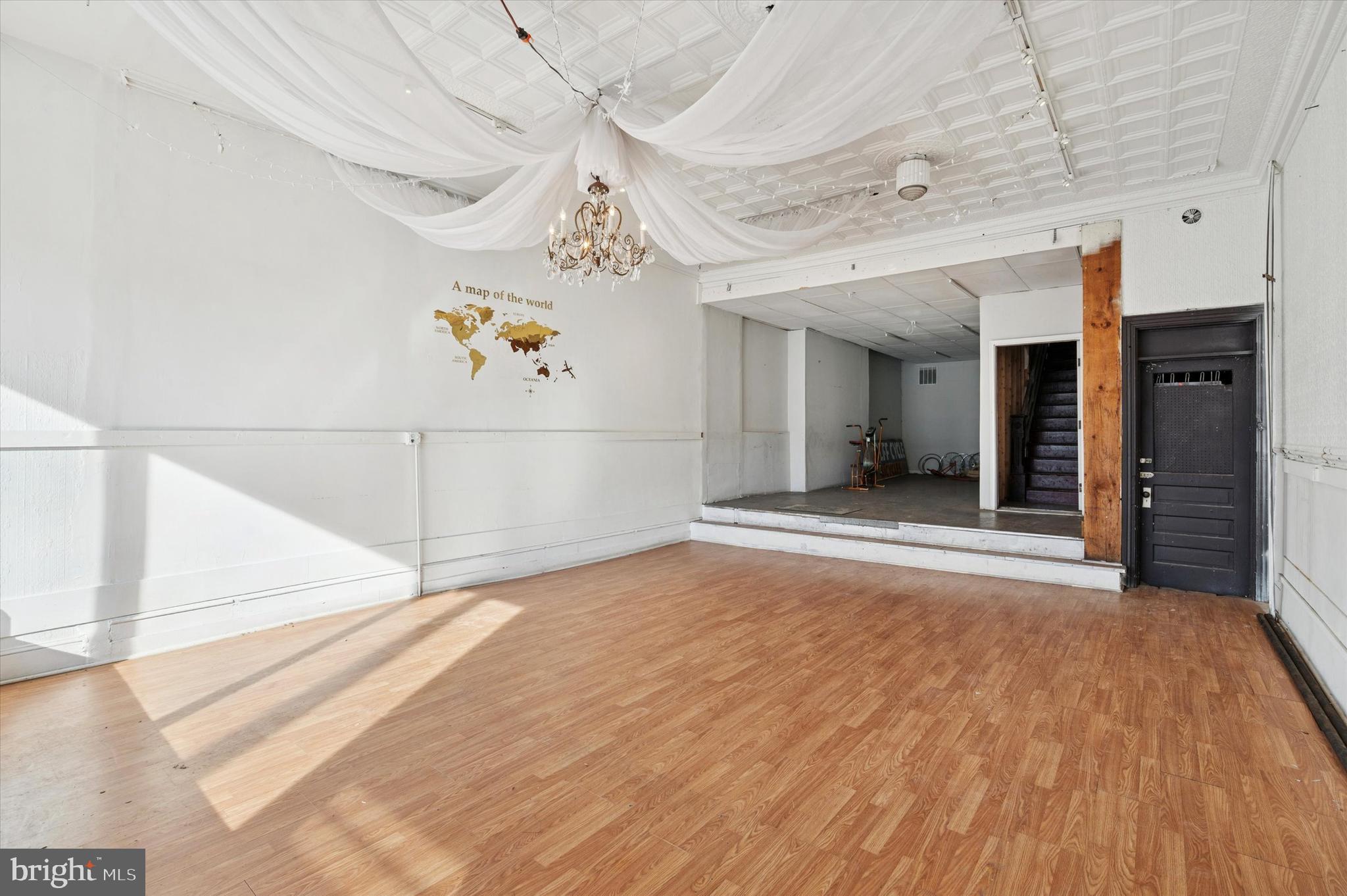 4311-13 LANCASTER AVENUE