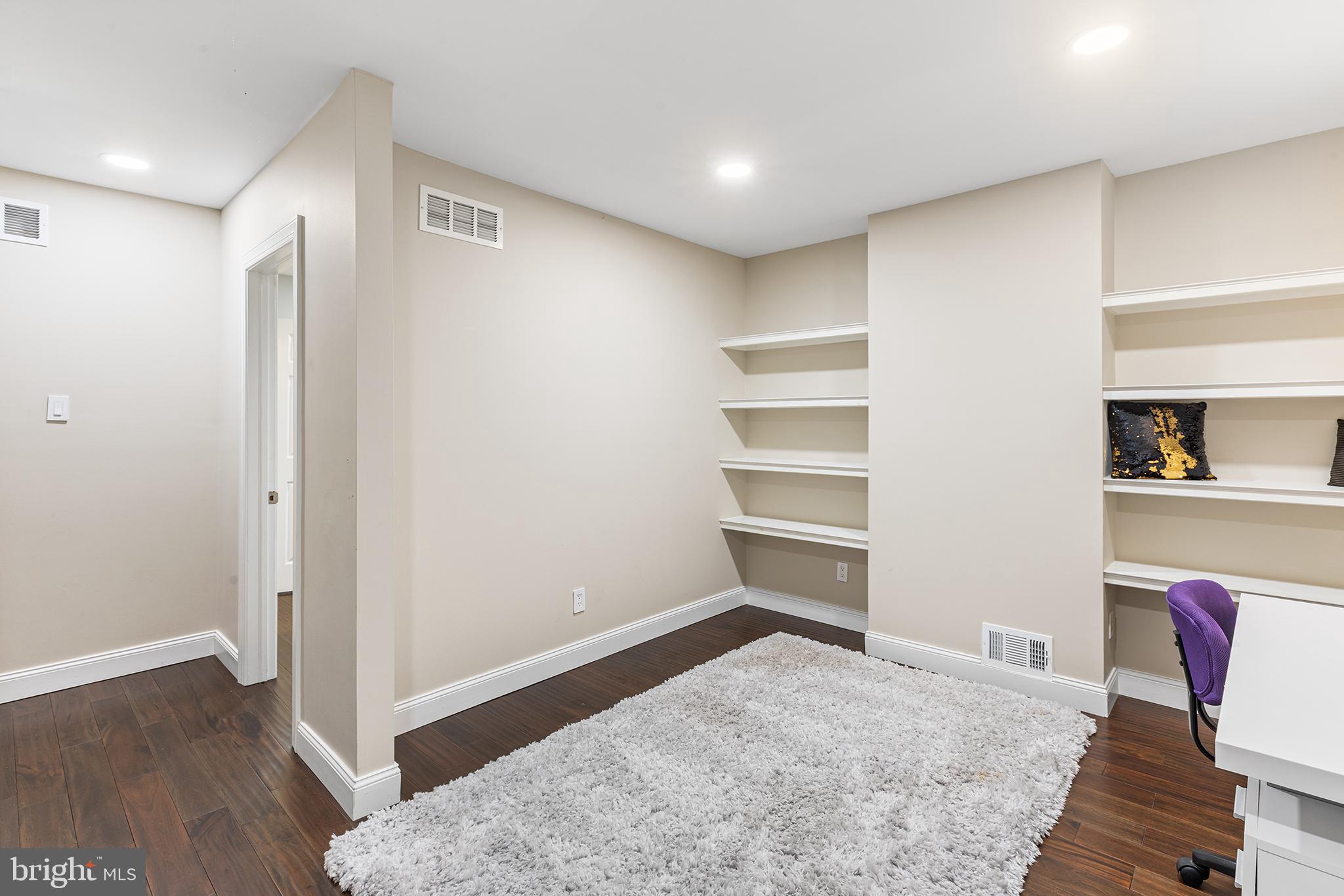 CHESTERBROOK - Residential