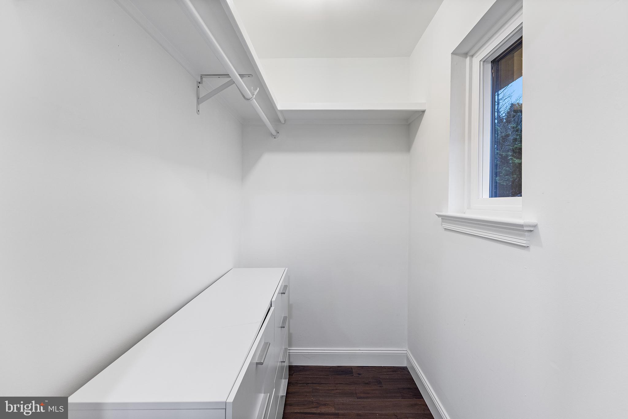 CHESTERBROOK - Residential