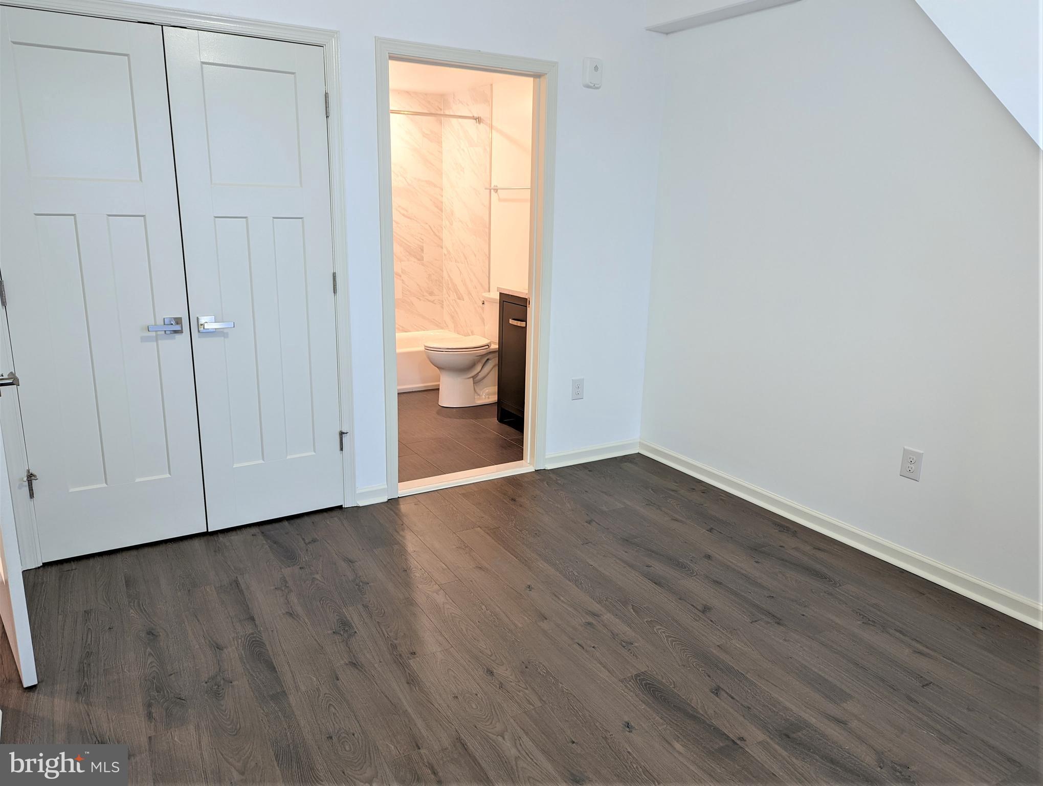 ROXBOROUGH - Residential Lease