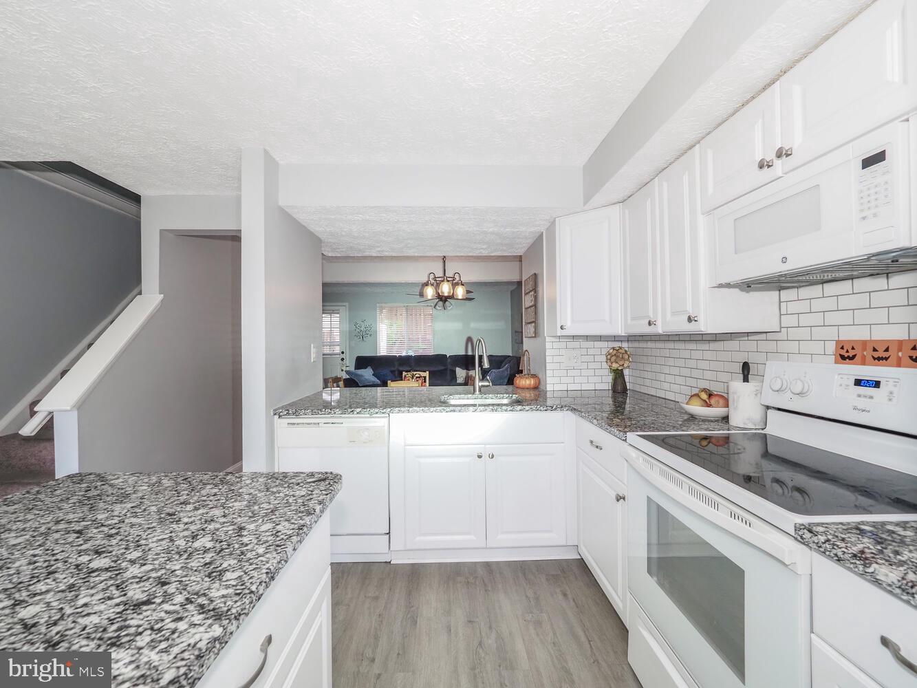 CHESTERFIELD - Residential