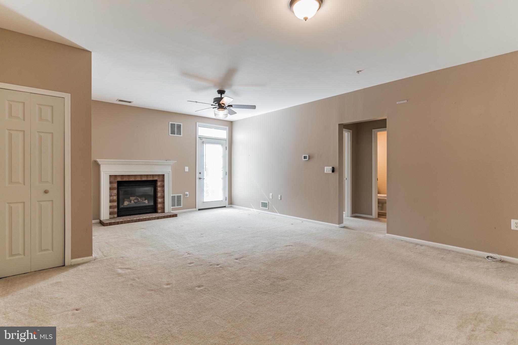 STONEHAVEN MEWS - Residential Lease