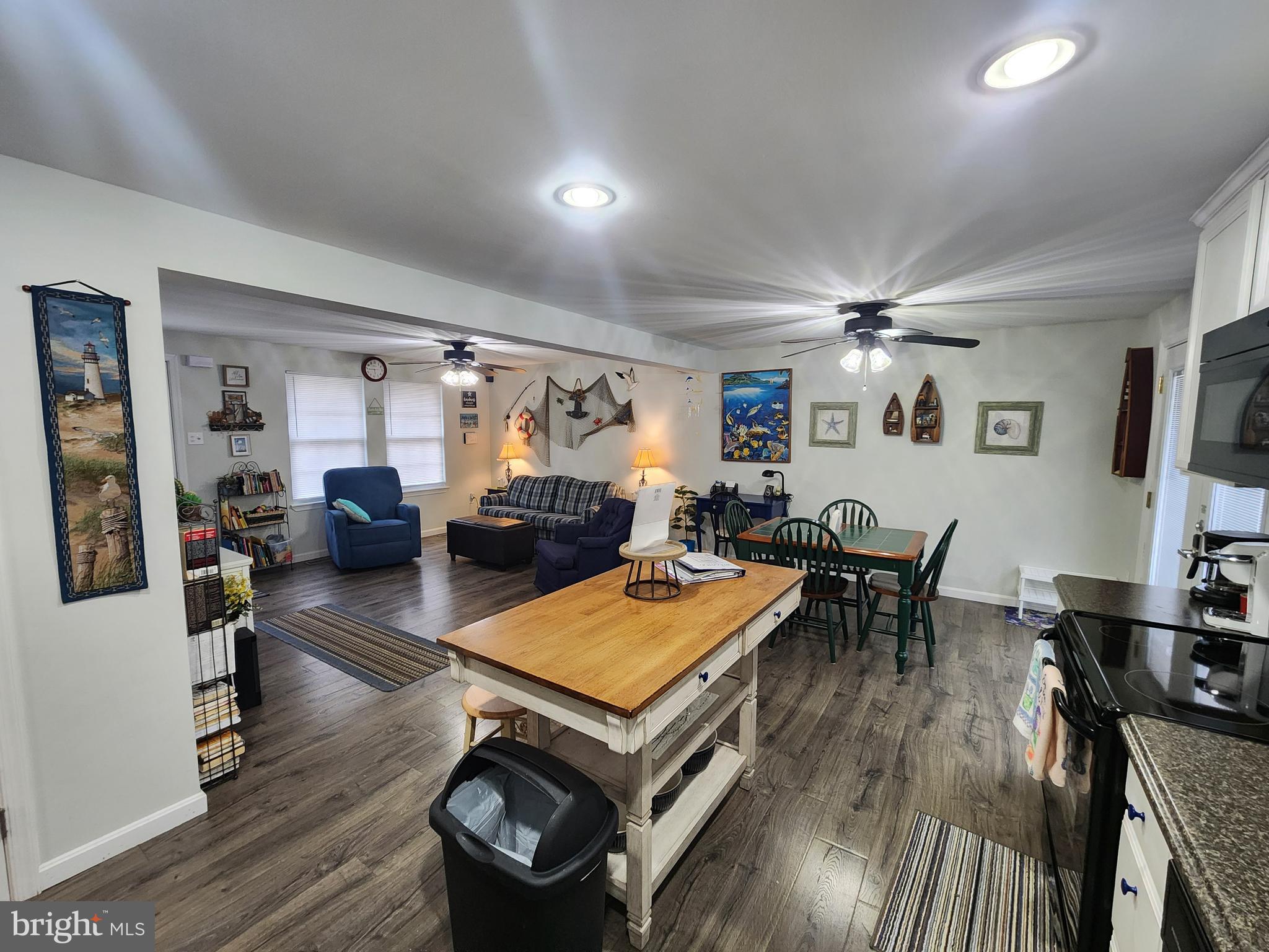 CALVERT BEACH ESTATES - Residential