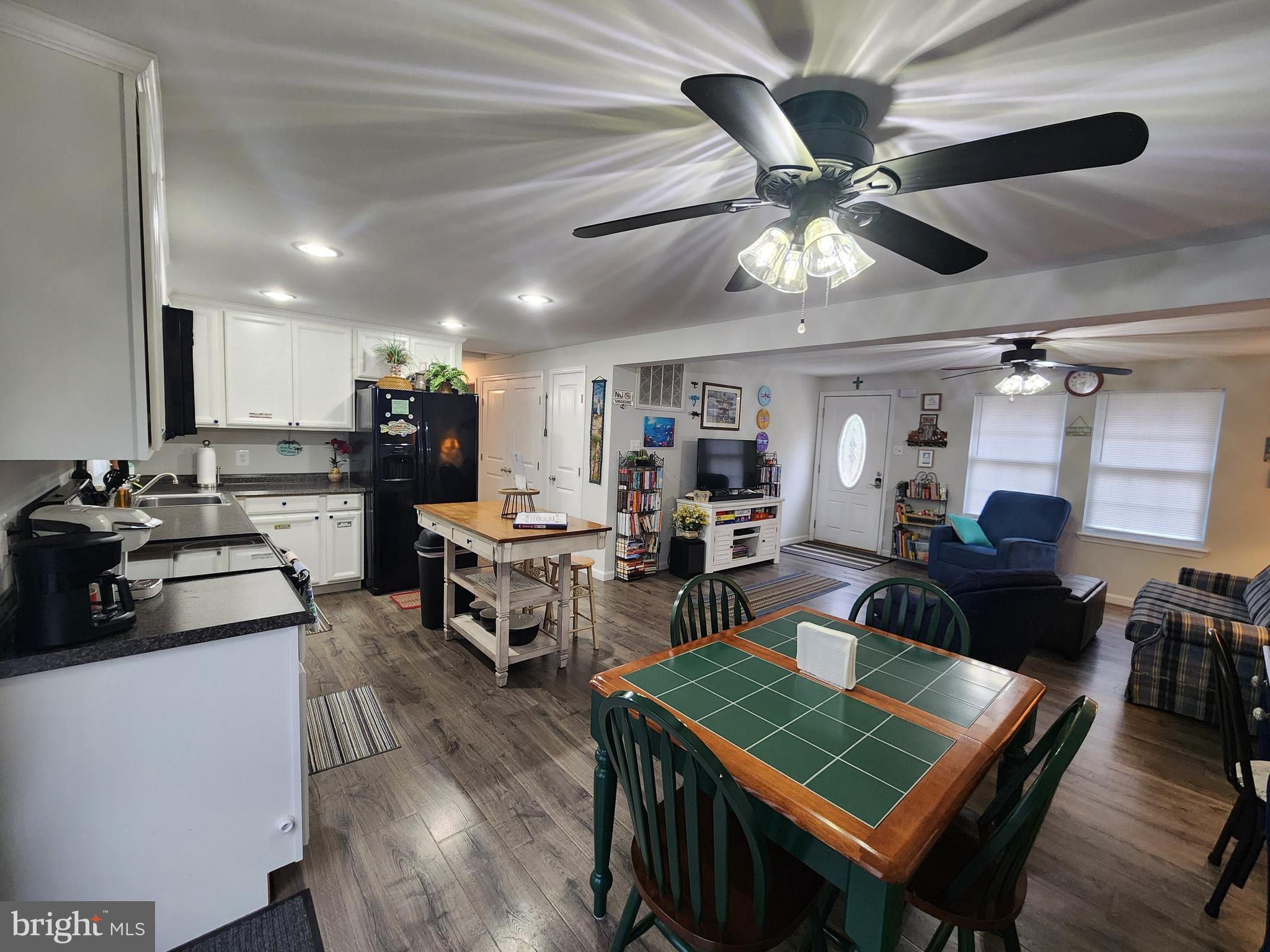 CALVERT BEACH ESTATES - Residential