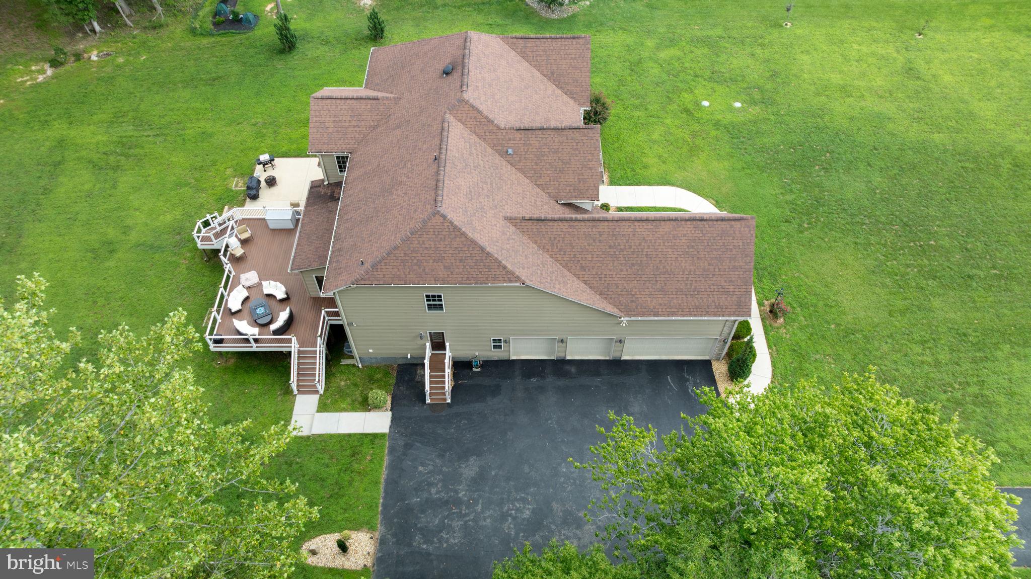 7420 SUGAR CANE COURT