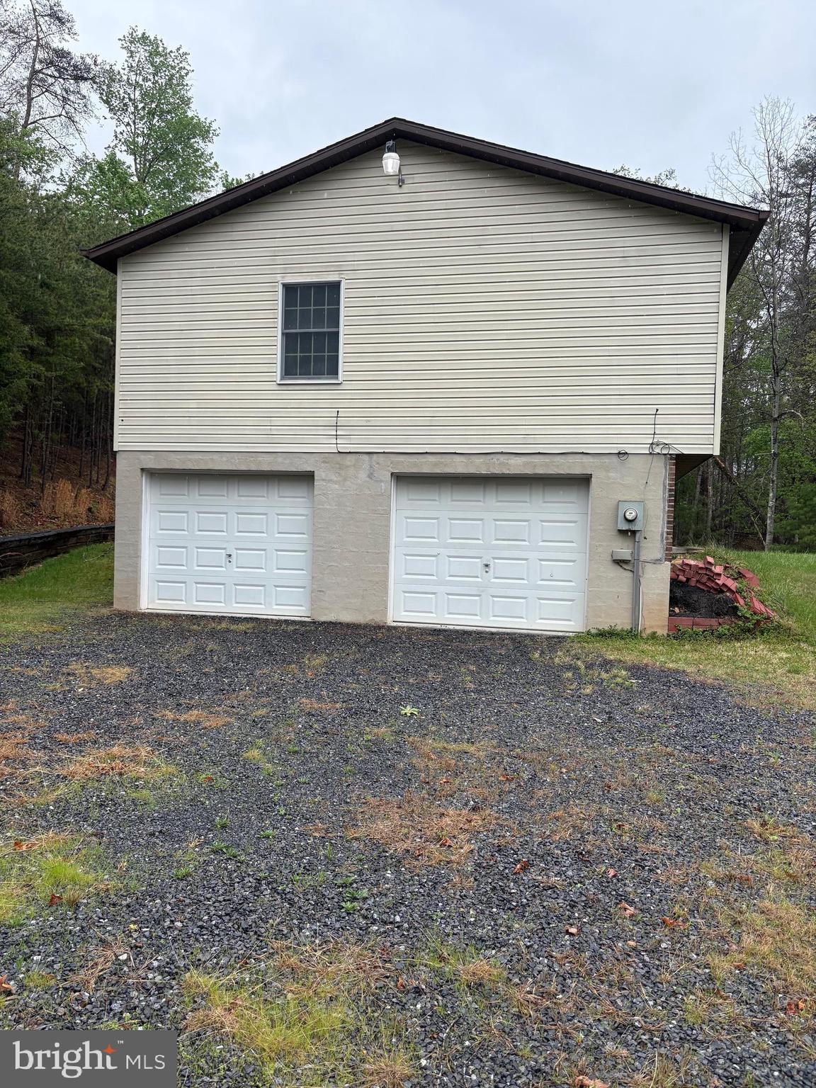 MIDDLE RIDGE ESTATES - Residential