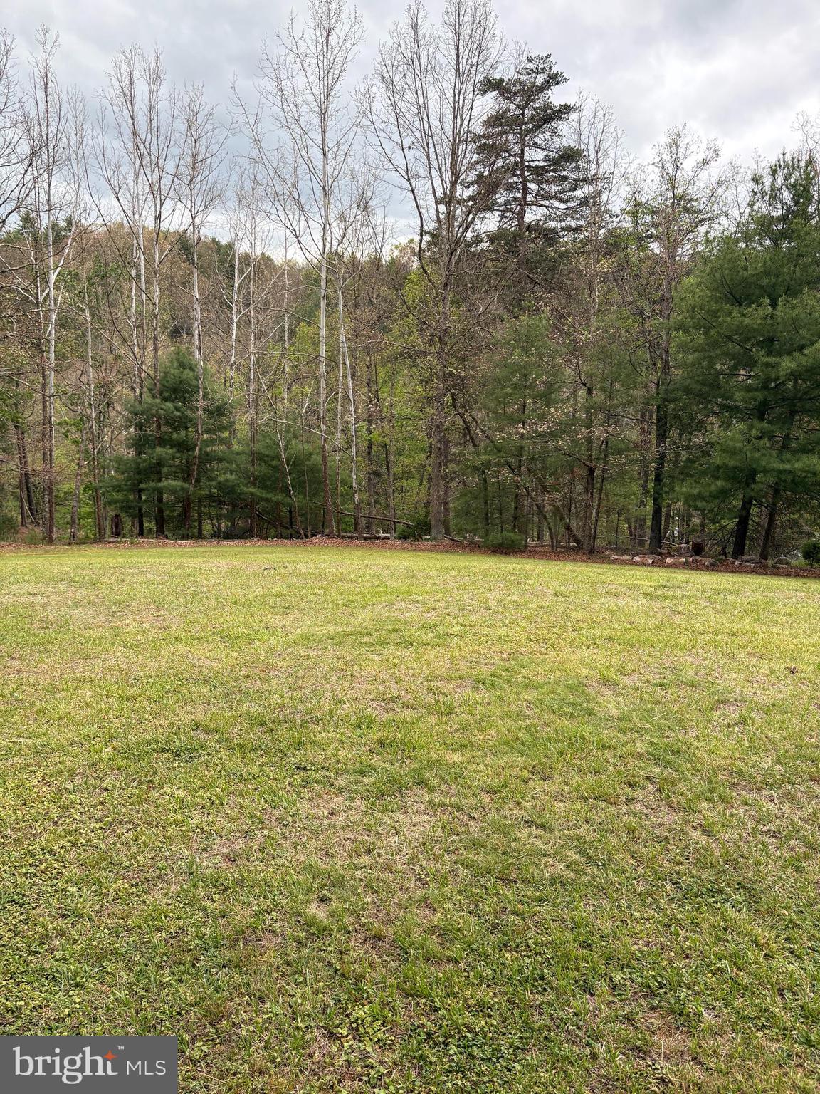 MIDDLE RIDGE ESTATES - Residential