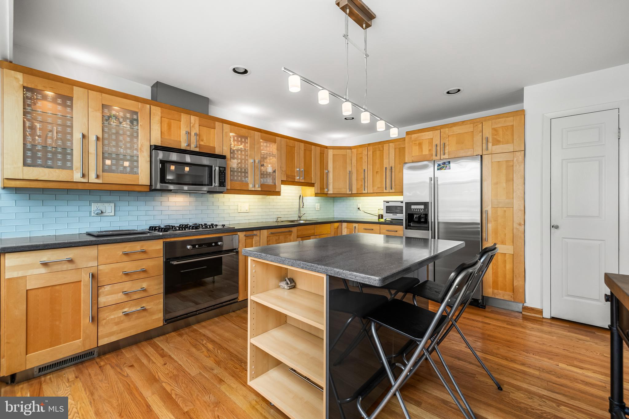 HAMPTON - Residential