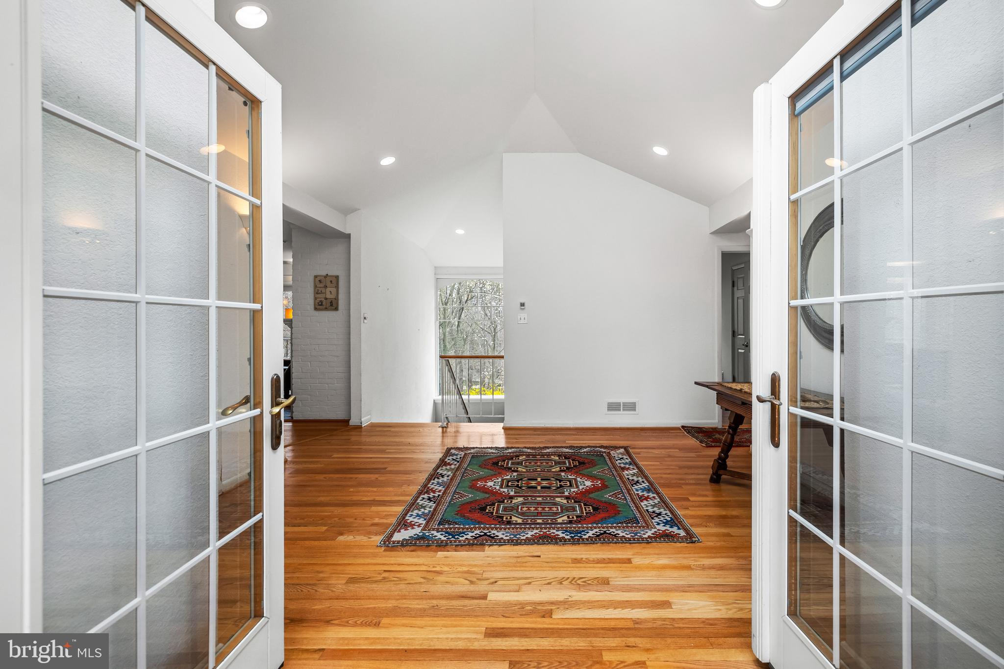 HAMPTON - Residential