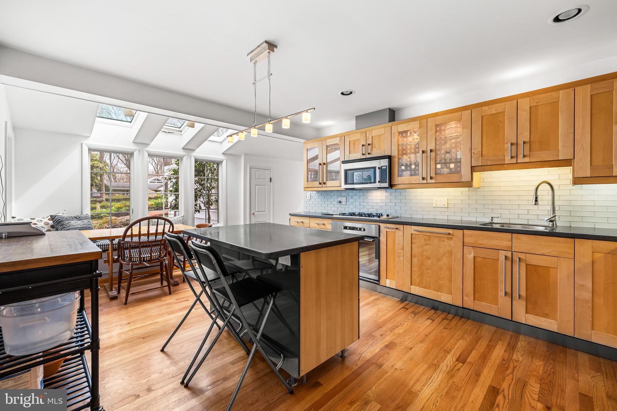 HAMPTON - Residential