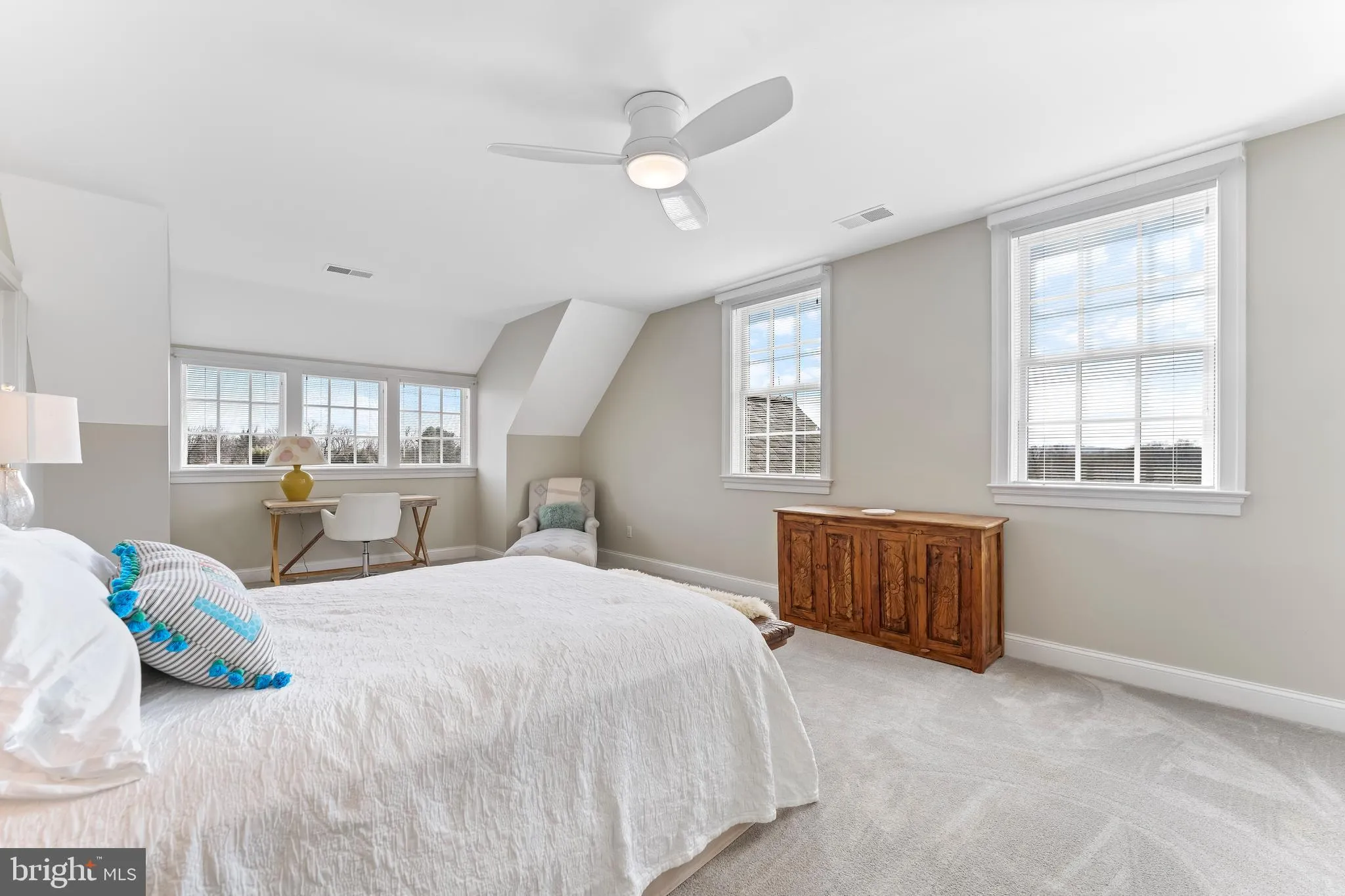 West Chester, Pennsylvania 19382, United States, 4 Bedrooms Bedrooms, ,5 BathroomsBathrooms,Residential,Contingent,78475