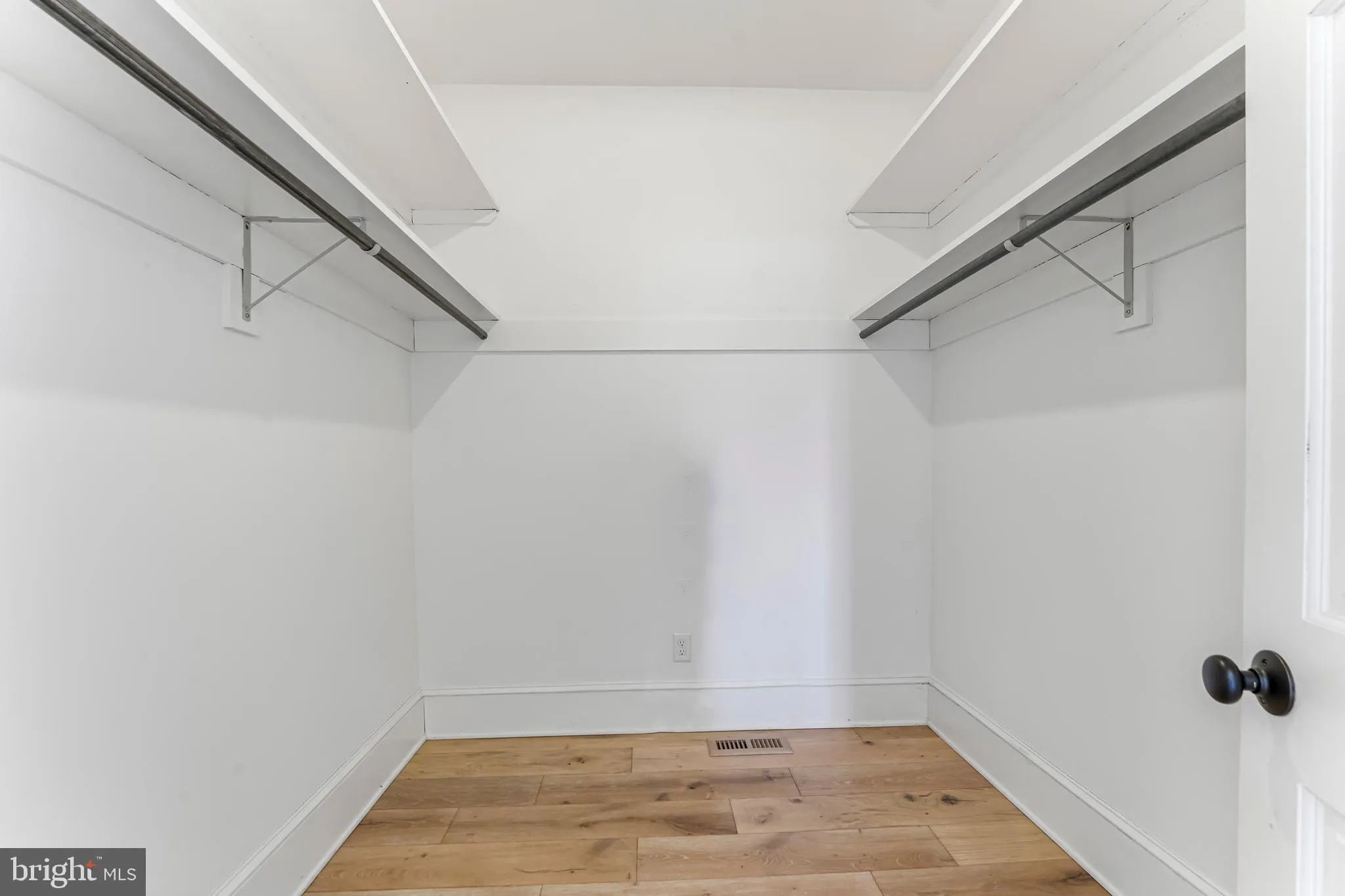 West Chester, Pennsylvania 19382, United States, 4 Bedrooms Bedrooms, ,5 BathroomsBathrooms,Residential,Contingent,78475