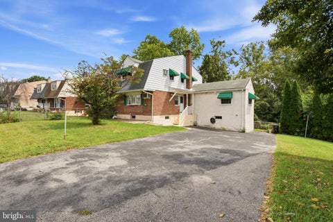 Townhouse For Sale - 1800 Dartmouth Drive<br/> NORRISTOWN, PA 19401