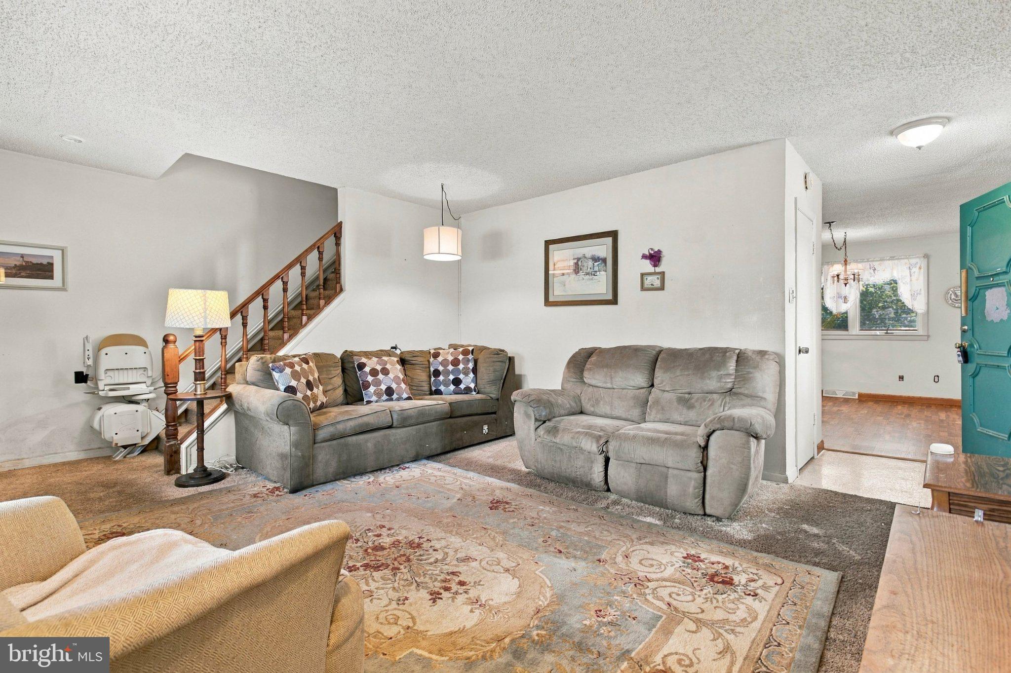 1800 DARTMOUTH DRIVE